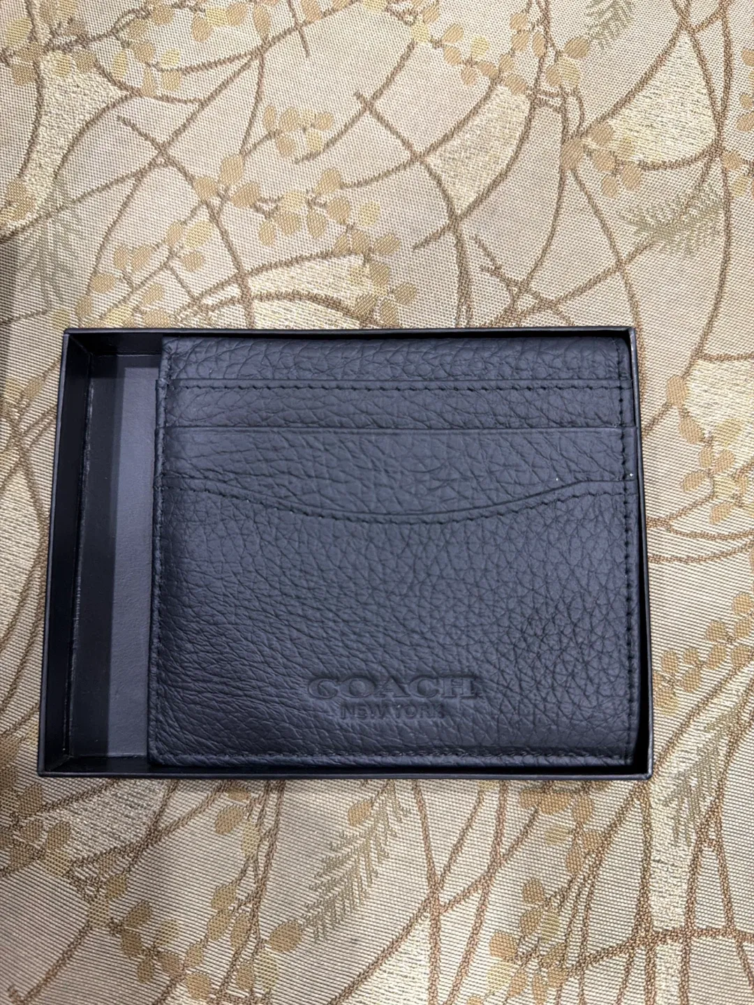 Coach New York Black Leather Card Holder with Box image indicator(2)