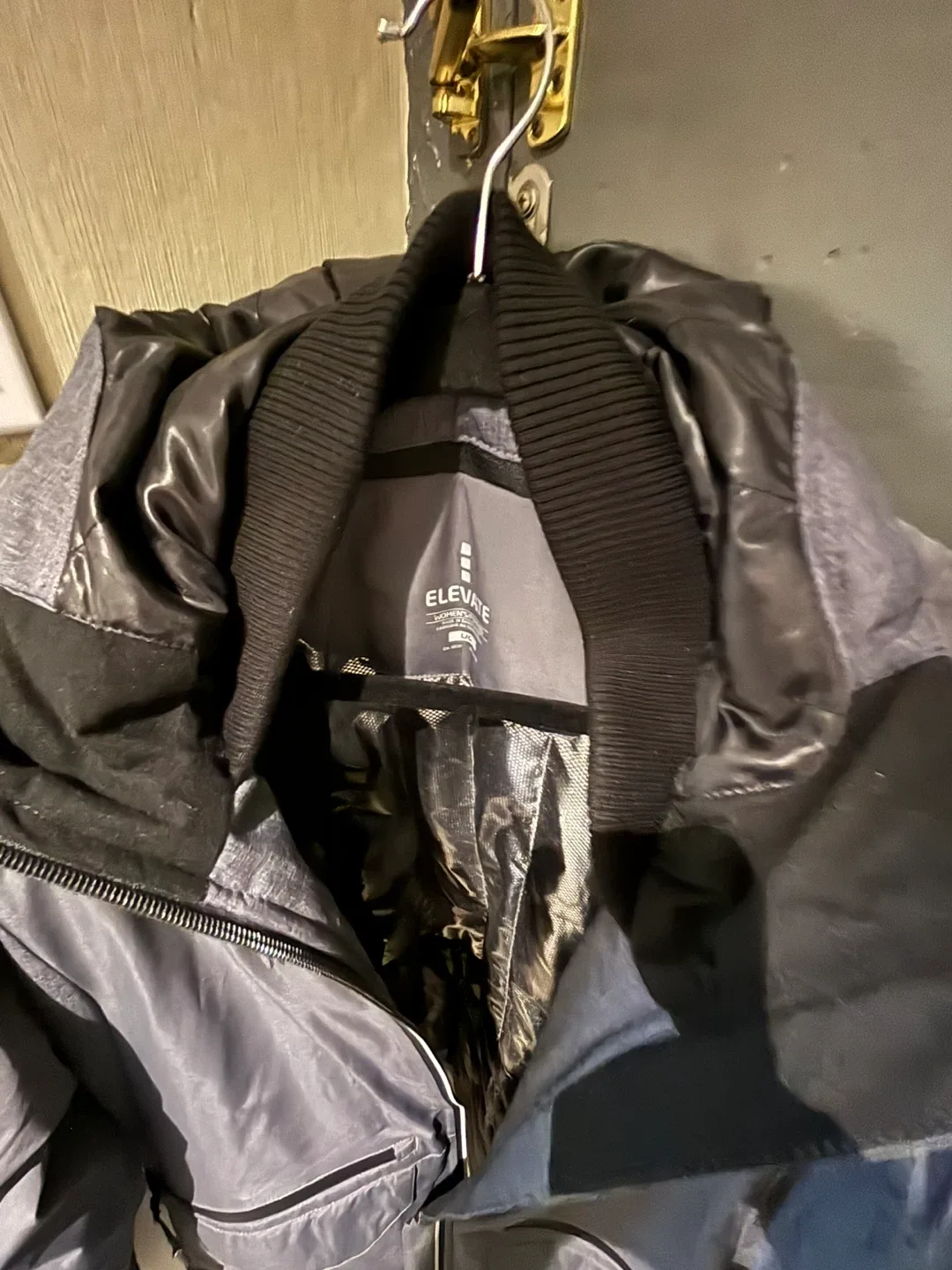 Elevate Grey Jacket image indicator(3)