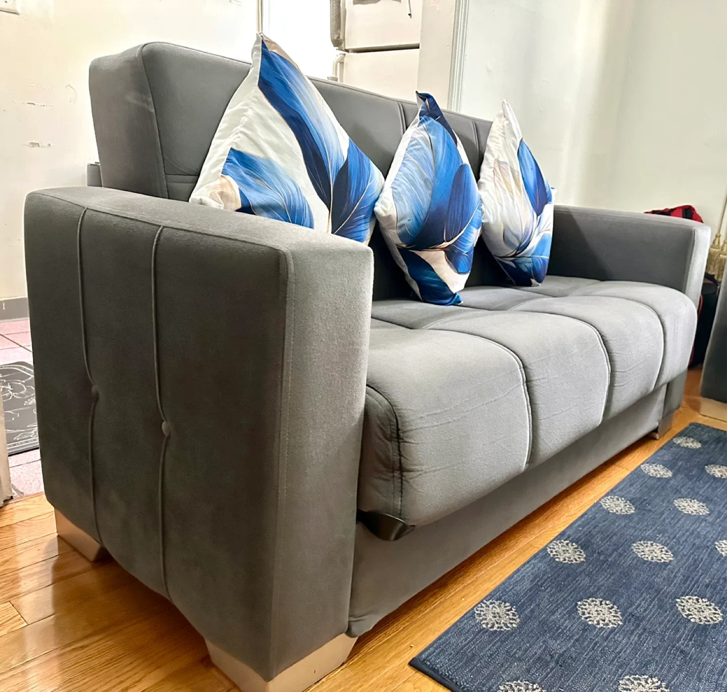 Gray Loveseat Sofa image indicator(3)