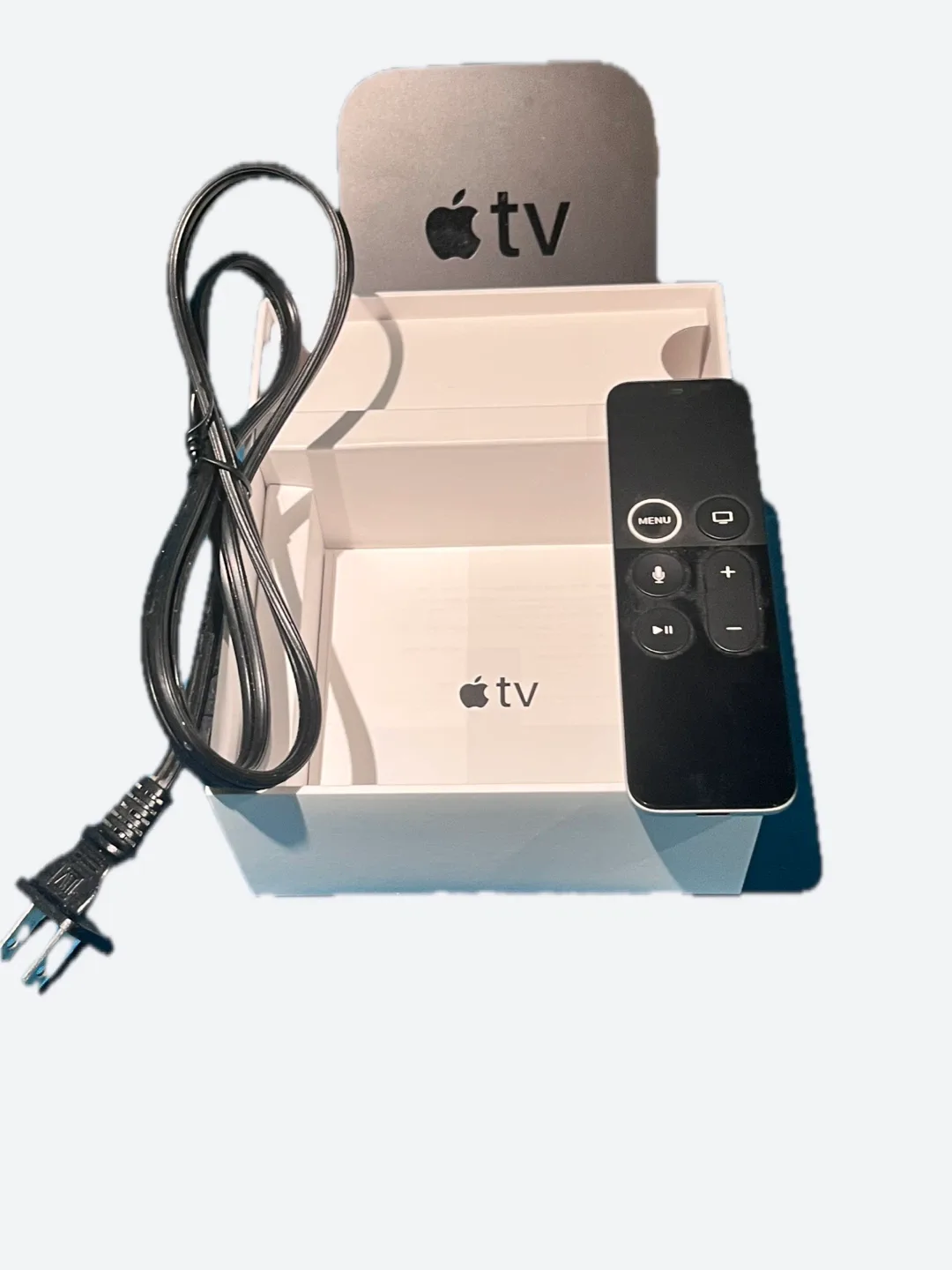 Apple TV HD (4th Generation) 32GB (A1625) with Box & Accessories image indicator(4)