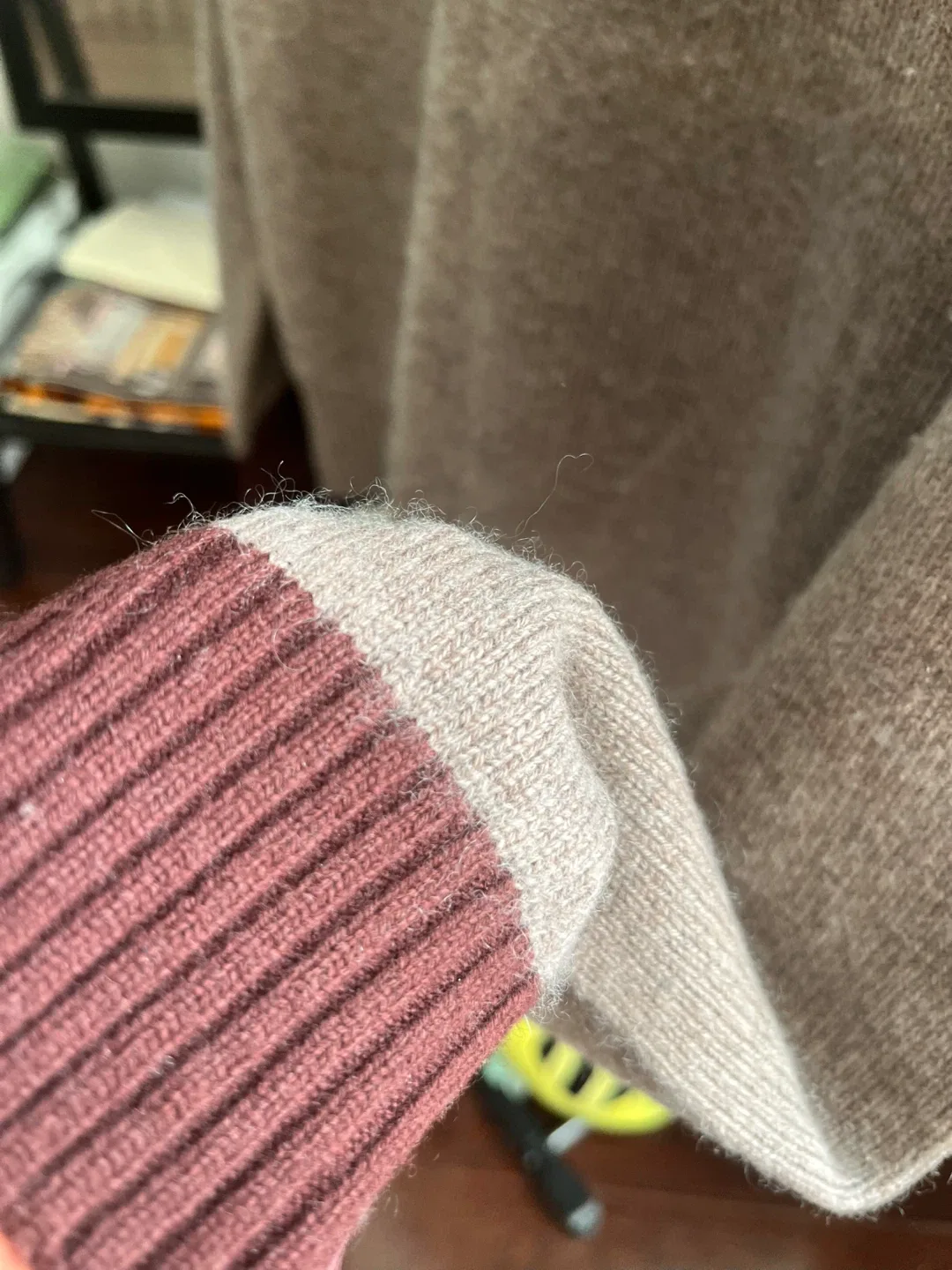 Beige V-Neck Sweater image indicator(3)