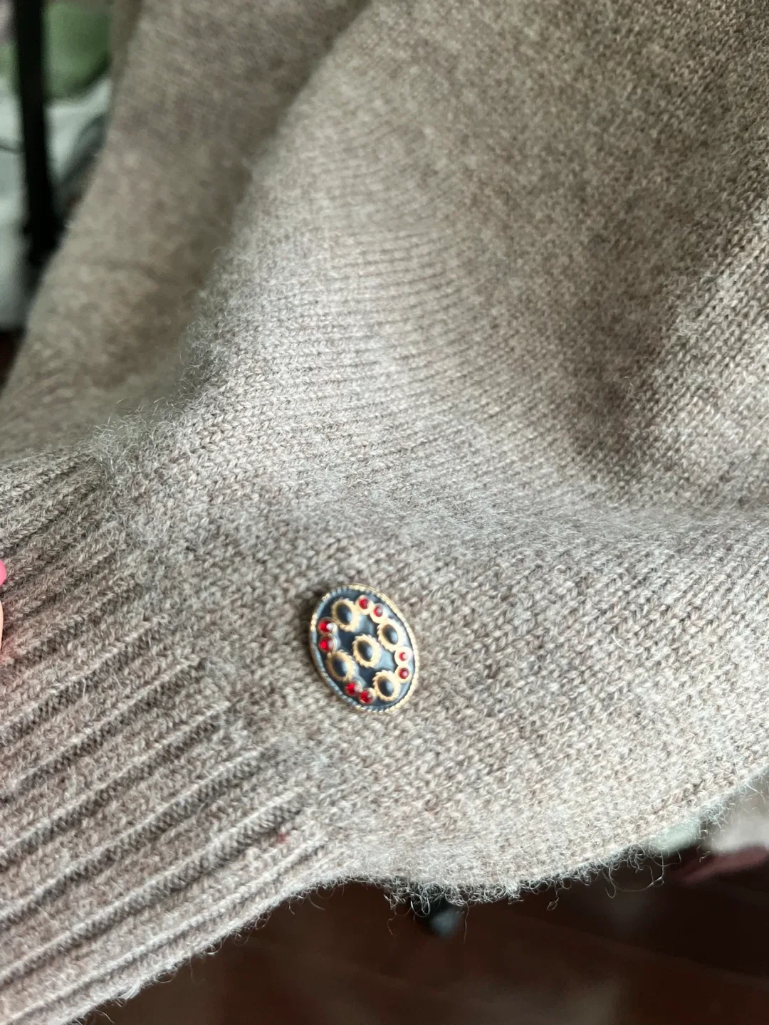 Beige V-Neck Sweater image indicator(2)