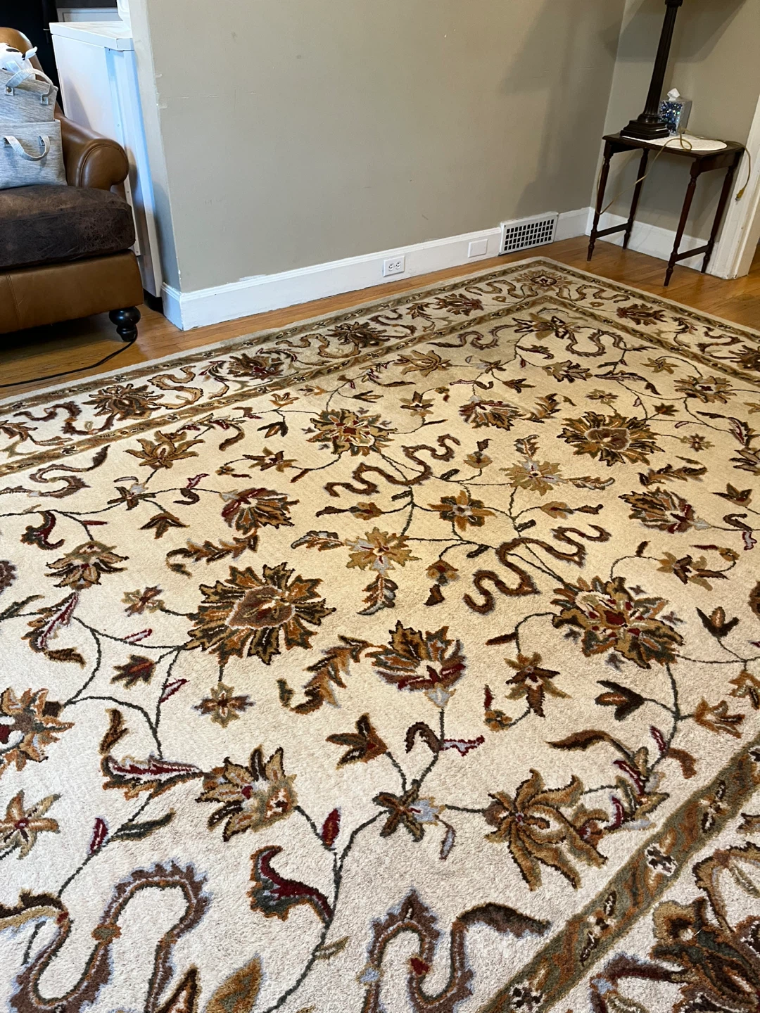 8.5ft X 11.5ft Area Rug - photo 3