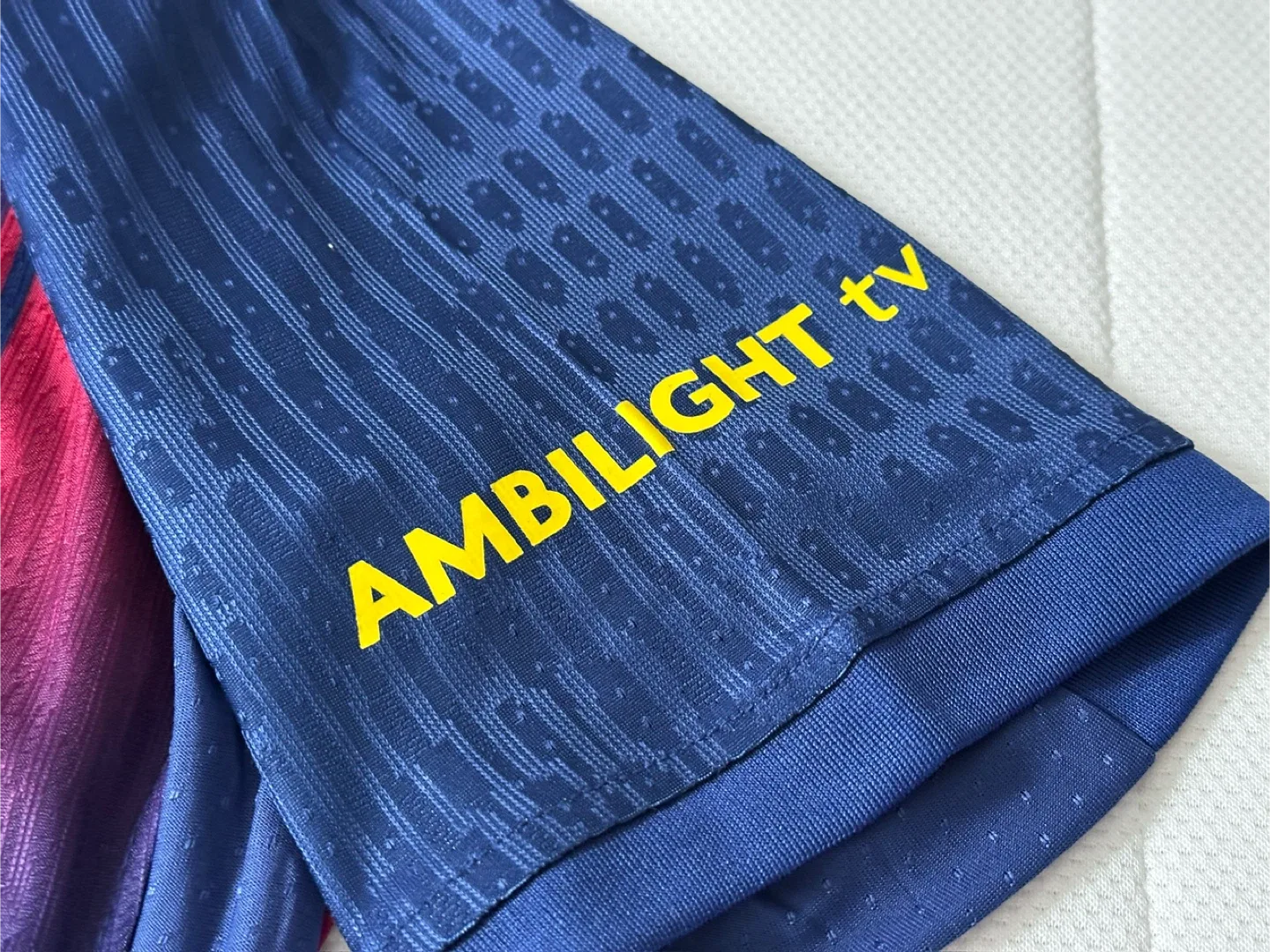 Men’s Small Lamine Yamal Barcelona UCL Jersey image indicator(8)