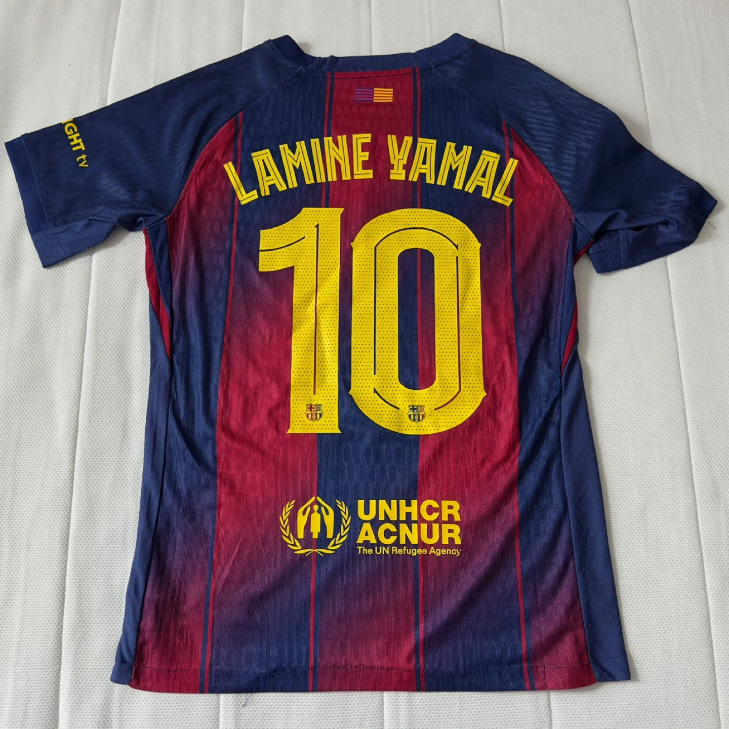 Men’s Small Lamine Yamal Barcelona UCL Jersey image indicator(2)