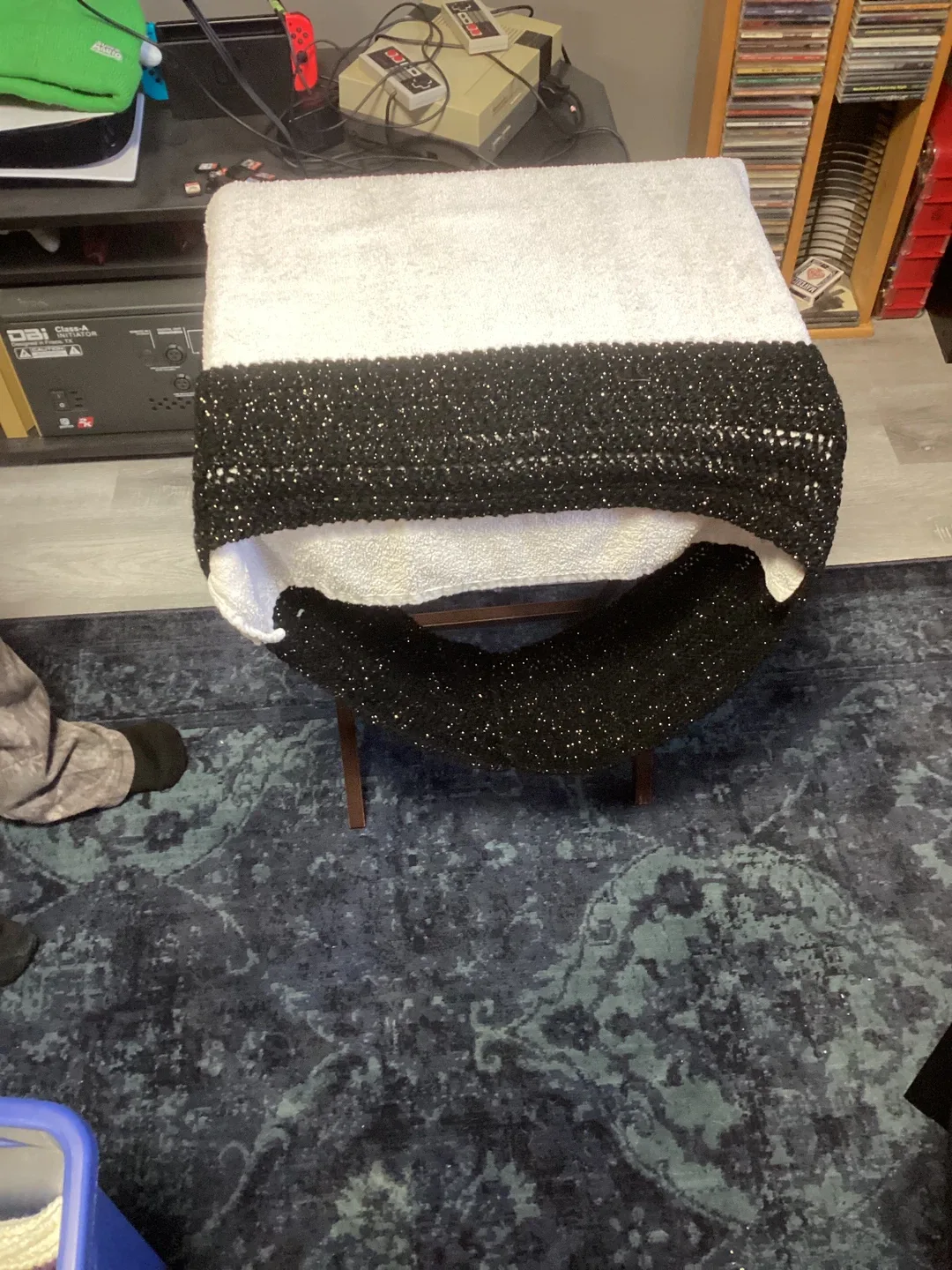 Black & Gold Sparkle neck scarf image indicator(2)