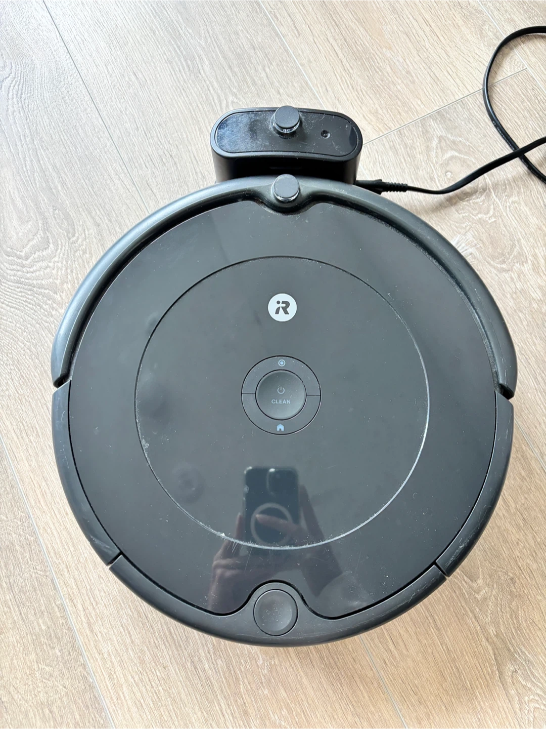 Roomba Robot Vacuum - Black