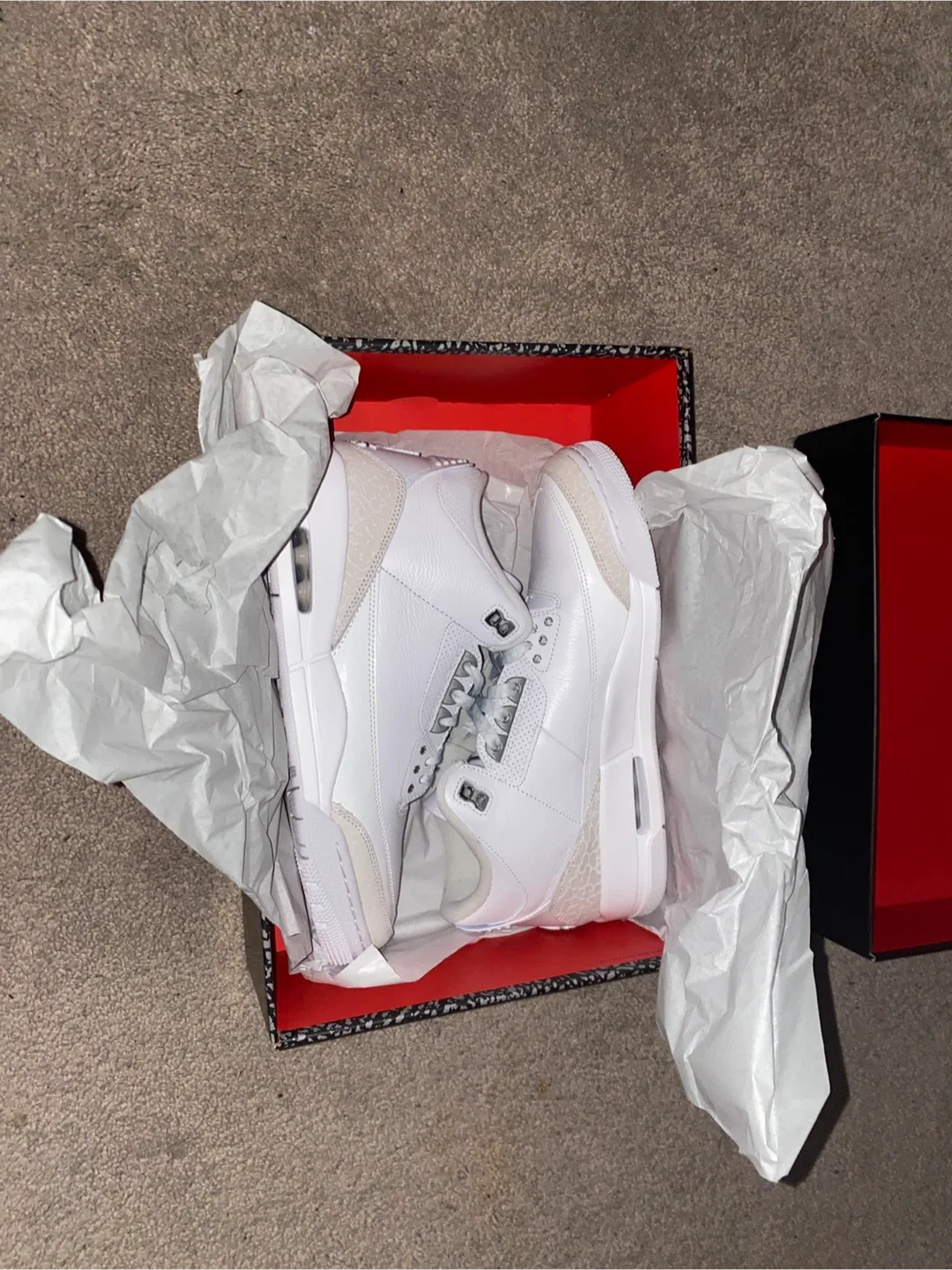 Air Jordan 3 Retro Size 10.5 (White)