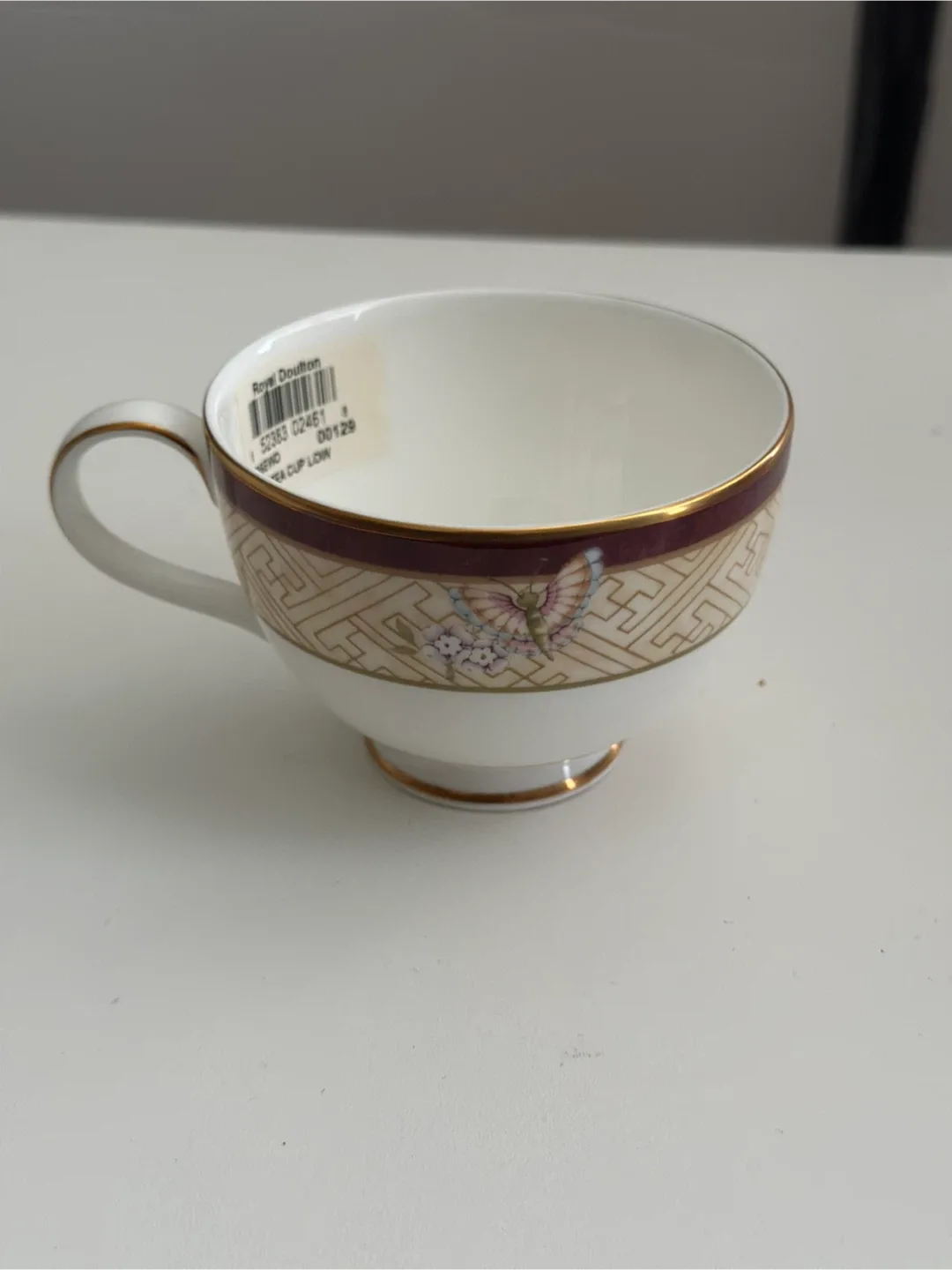 Royal Doulton Rosewood 20-Piece Tea Set image indicator(5)