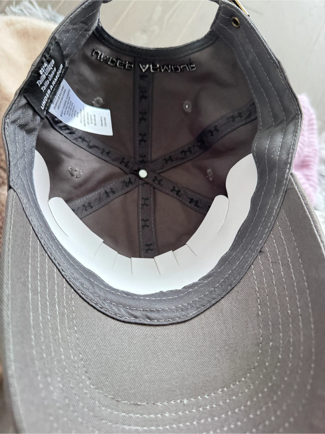 Under Armour Gray Hat - New - photo 3