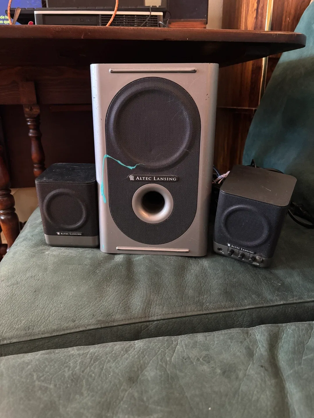 Amplified Speaker System