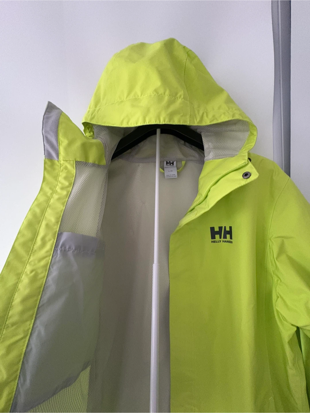 Helly Hansen Waterproof Jacket - photo 2