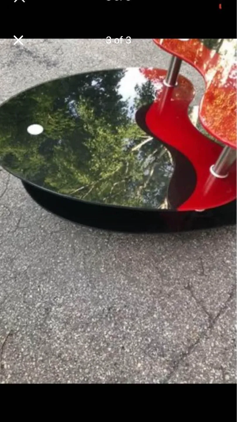 Unique Yin Yang Coffee Table image indicator(3)