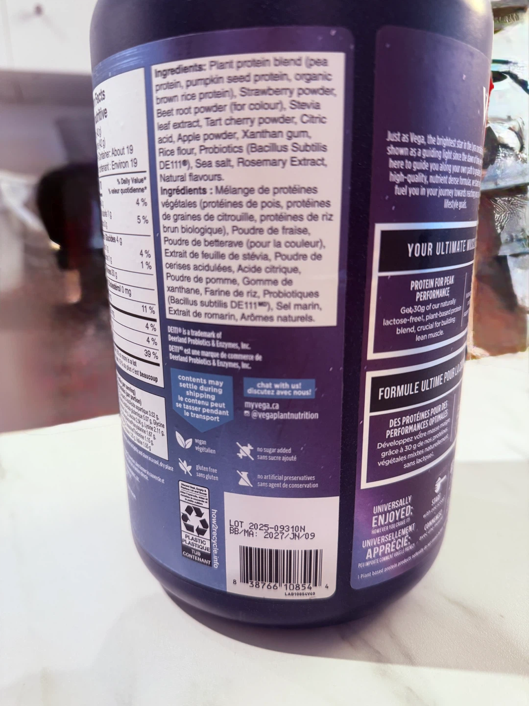 Vega Performance Protein & Recovery - Berry Flavour - photo 2