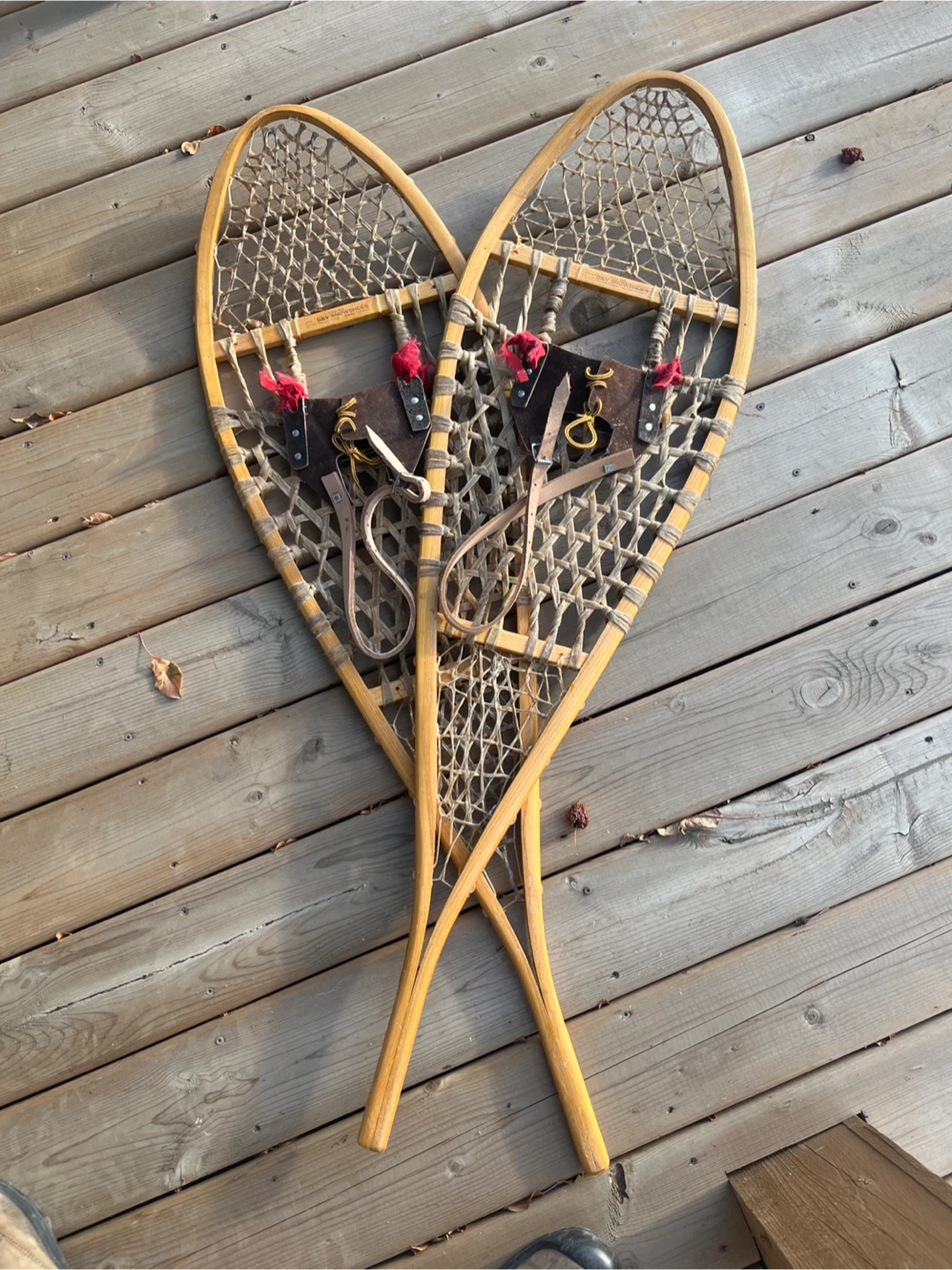 G&V Snowshoes - Traditional Wooden Frame - photo 2