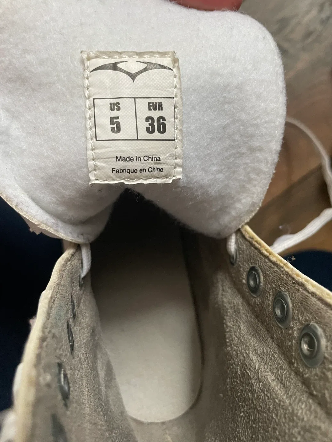 VIC Dream White Ice Skates - US Size 5 image indicator(4)