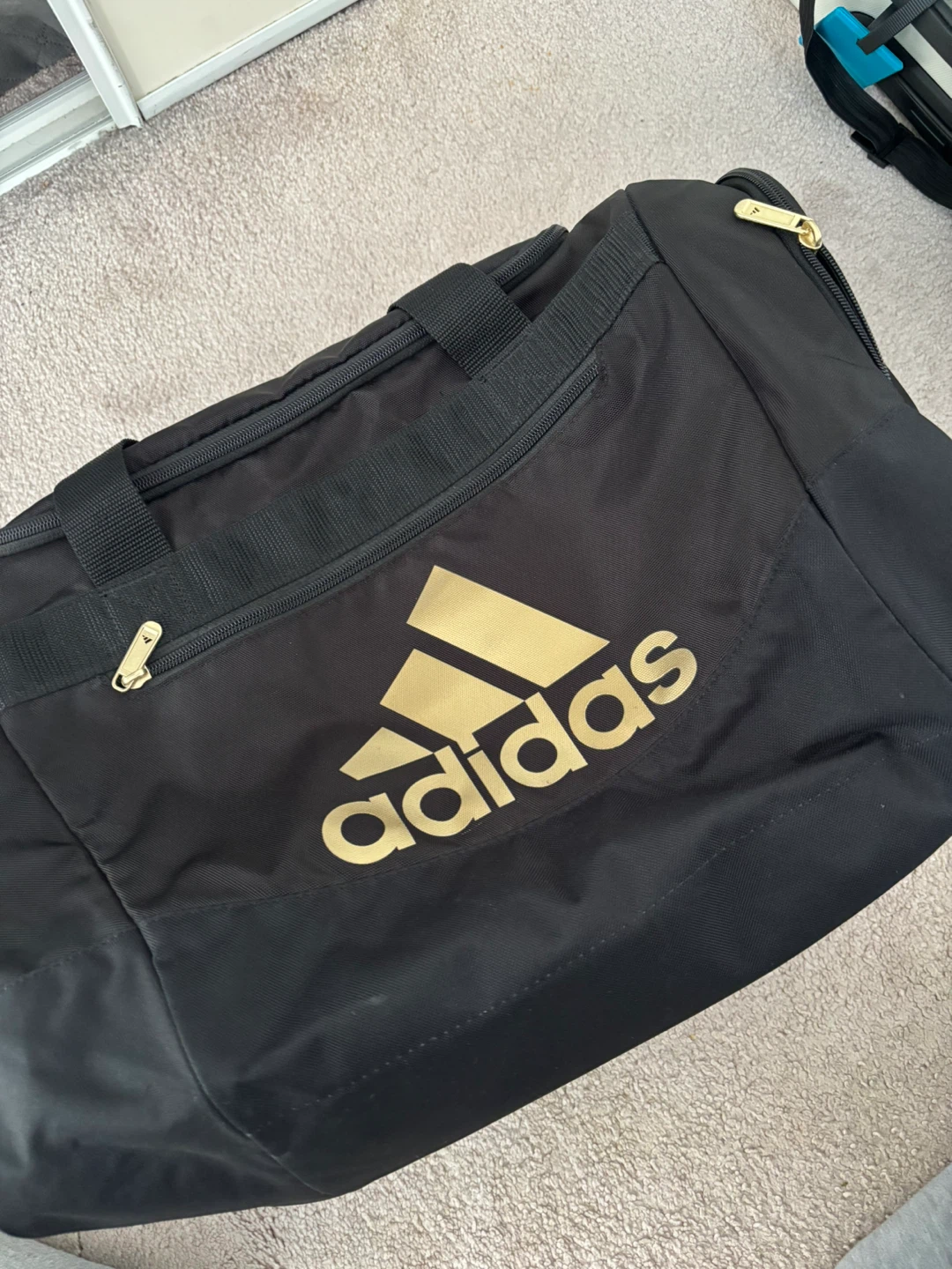 Adidas Duffel Bag - Black & Gold - Medium Size (Moving Sale) - photo 3