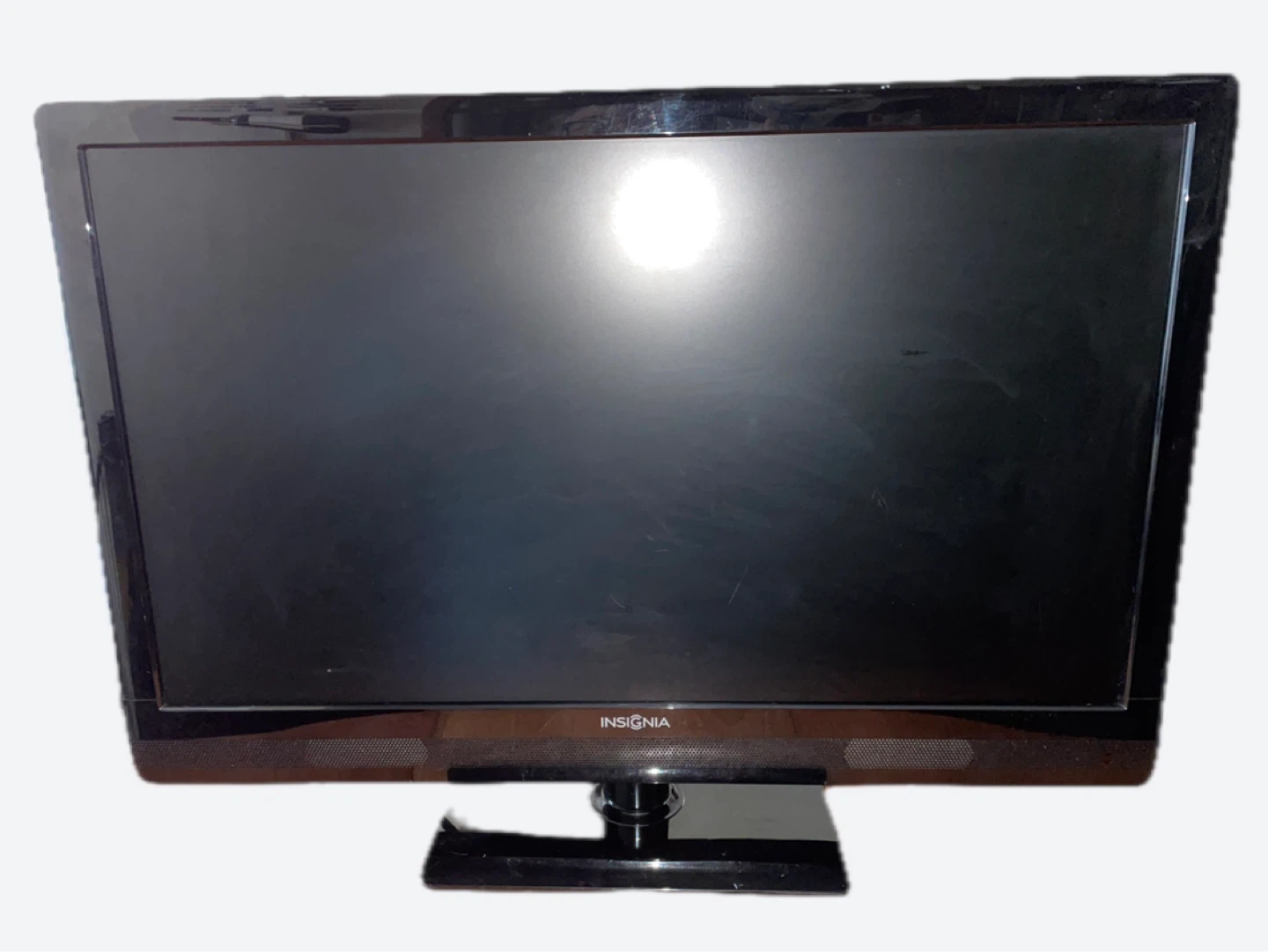 Insignia 24" LCD TV with universal remote and HDMI cable
