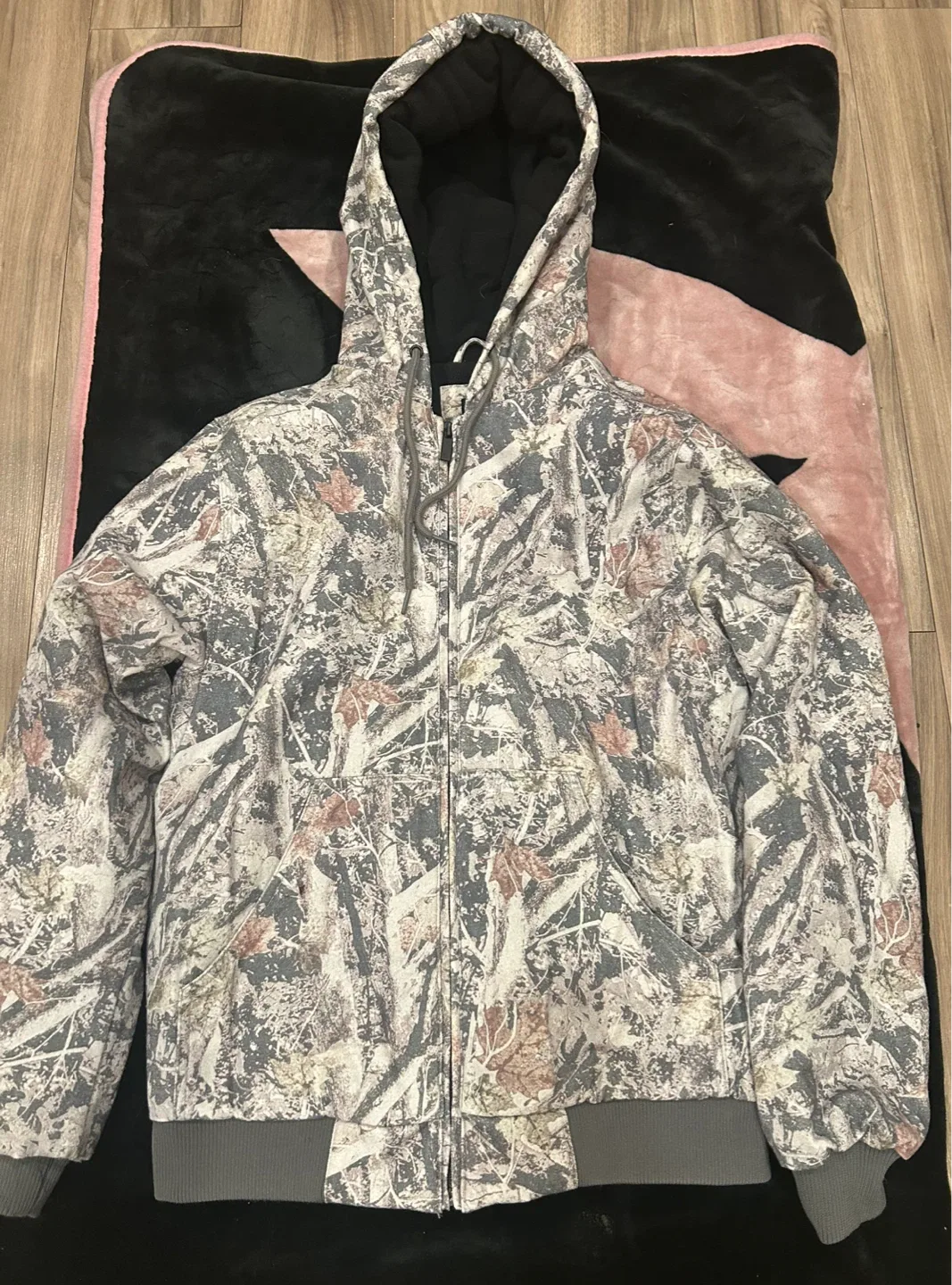 Northwestern MFG Co. Camo Hoodie - Size S/P