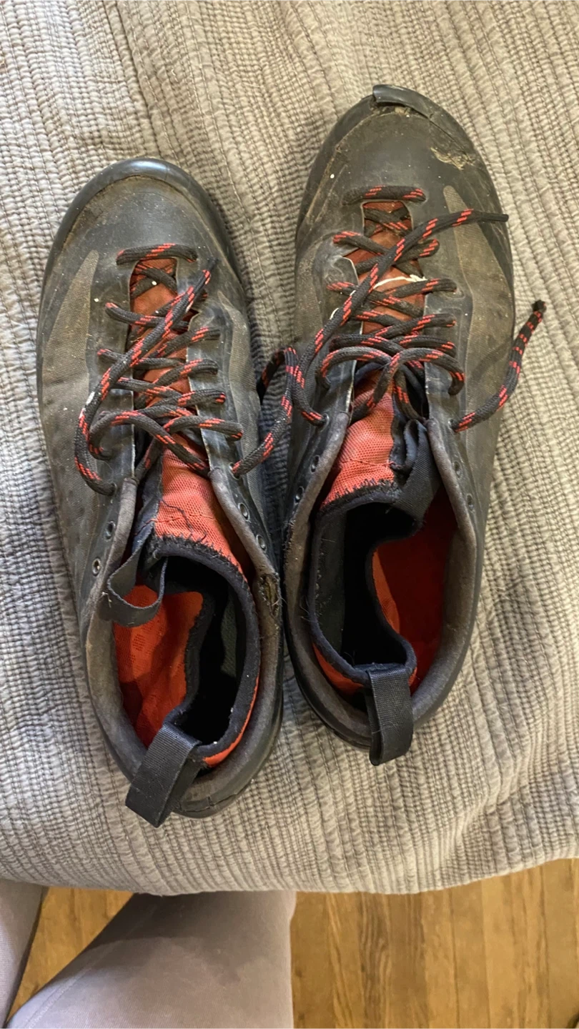 Arc'teryx Hiking Shoes - men’s size 9
