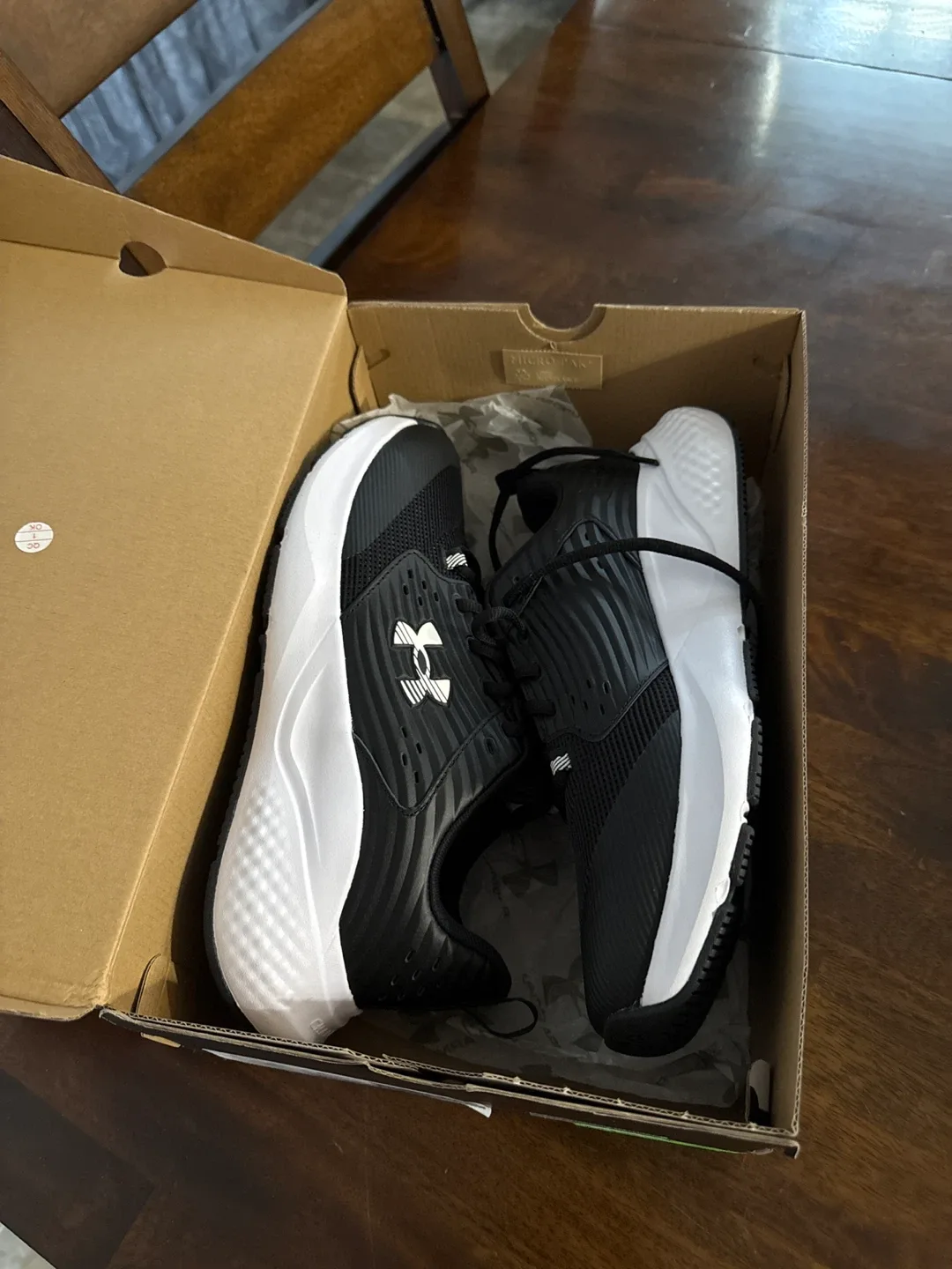 Under Armour Charged Commit TR 4 - Men's Size 10 image indicator(6)