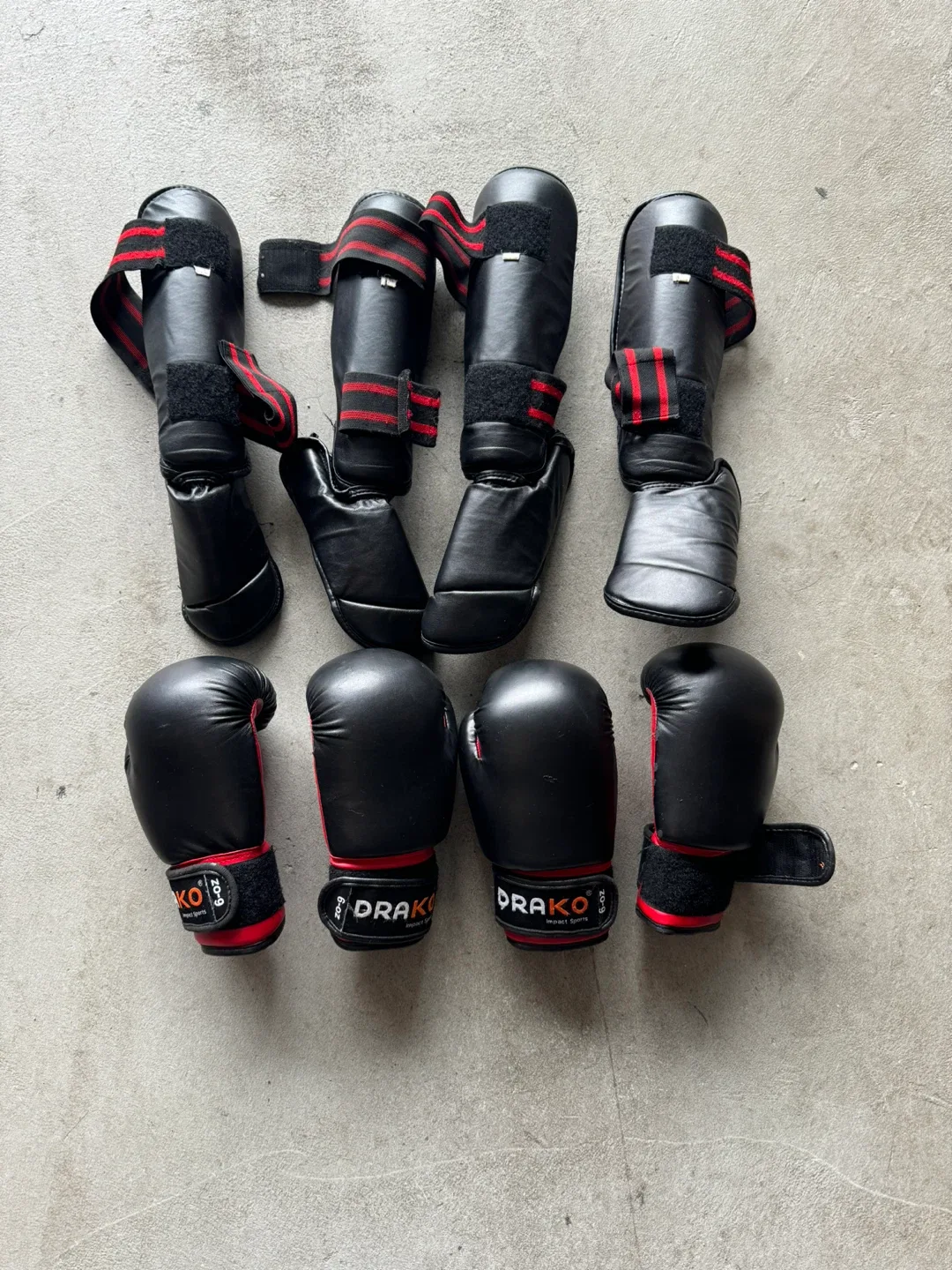 DRAKO Boxing Gloves & Shin Guards Set