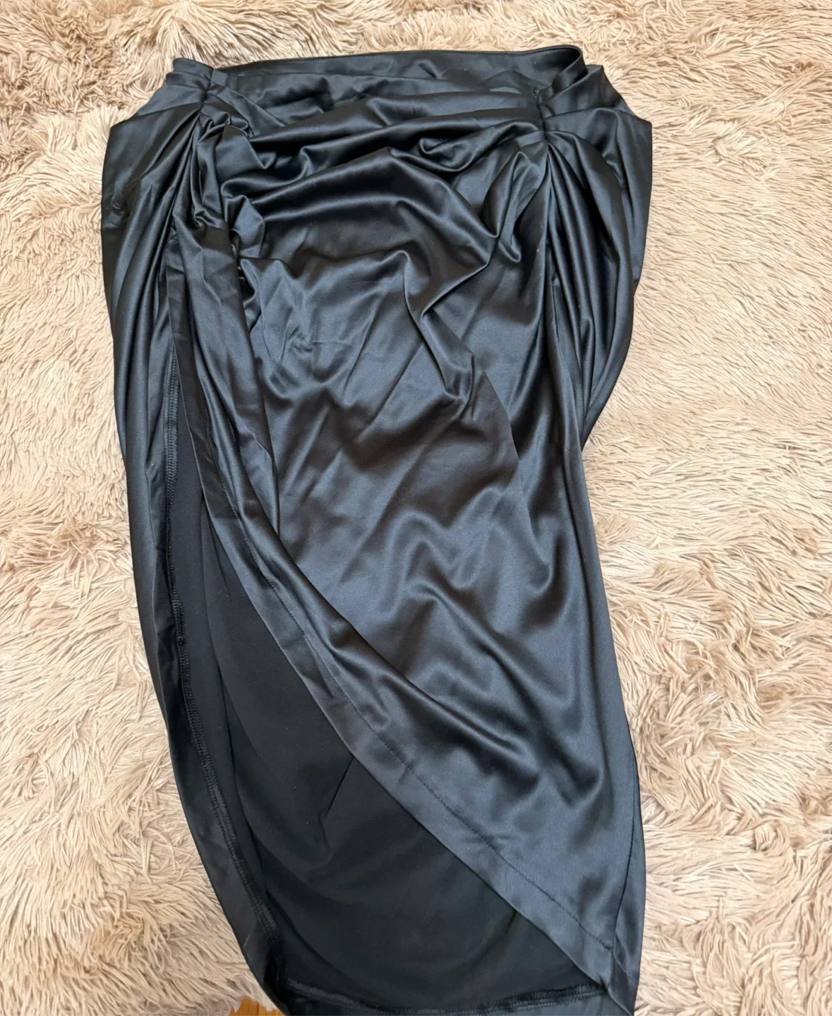 Black Satin Skirt Set image indicator(4)