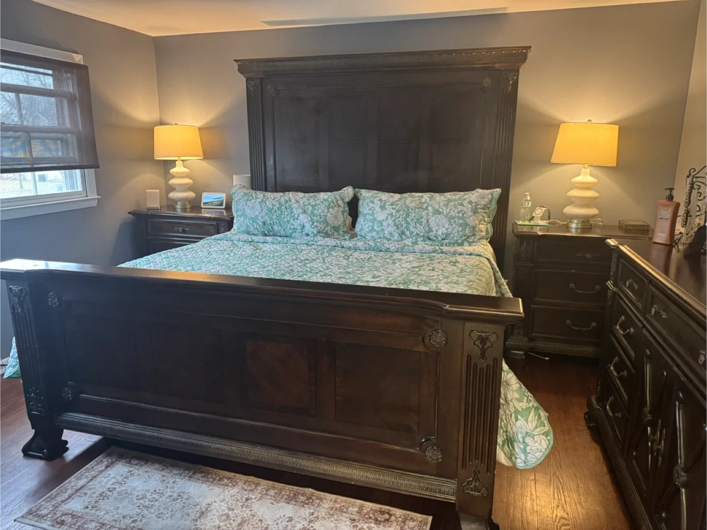 Steinhafes Cal King Solid Wood Cherry Bedroom image indicator(4)