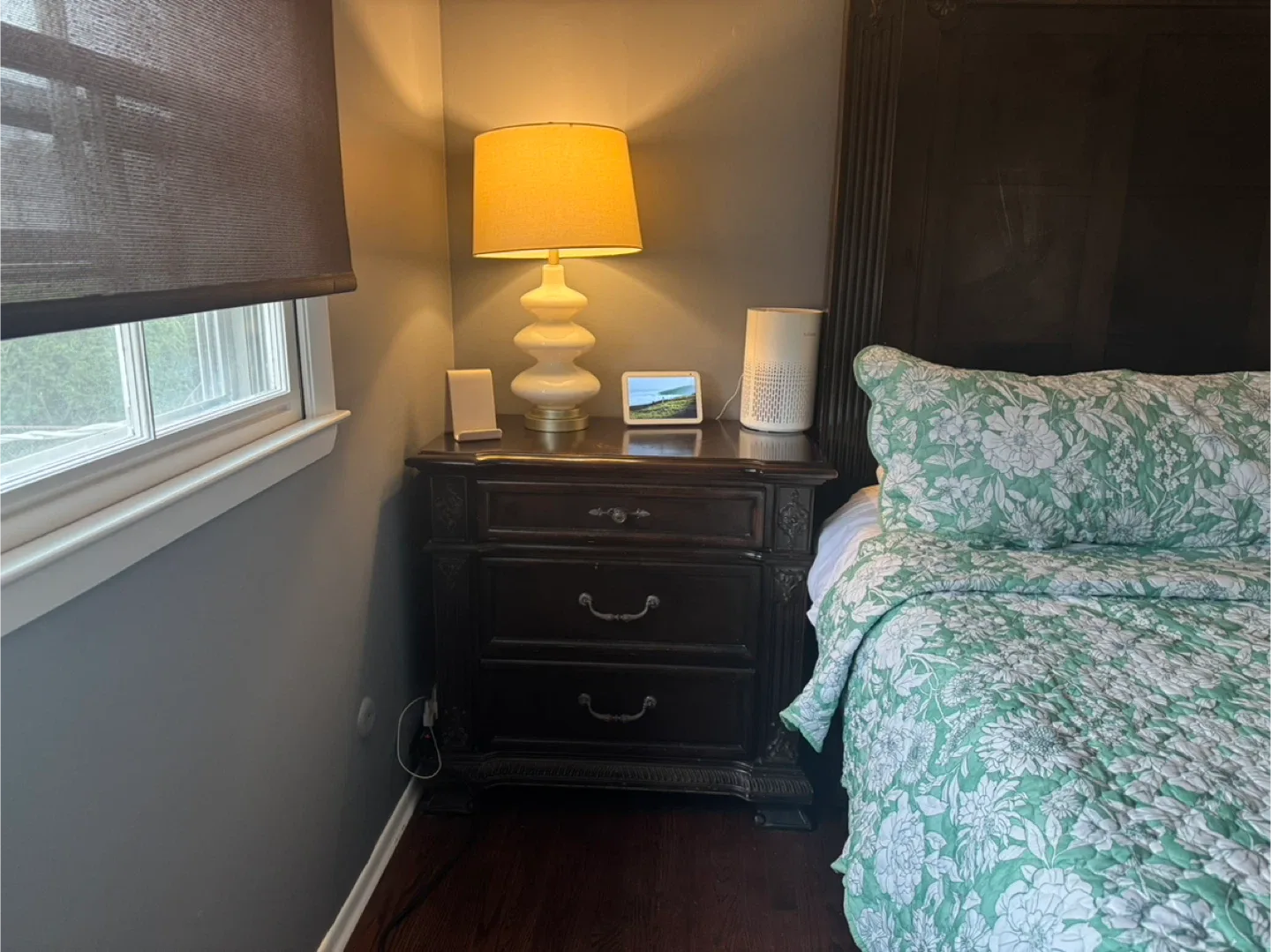 Steinhafes Cal King Solid Wood Cherry Bedroom image indicator(3)