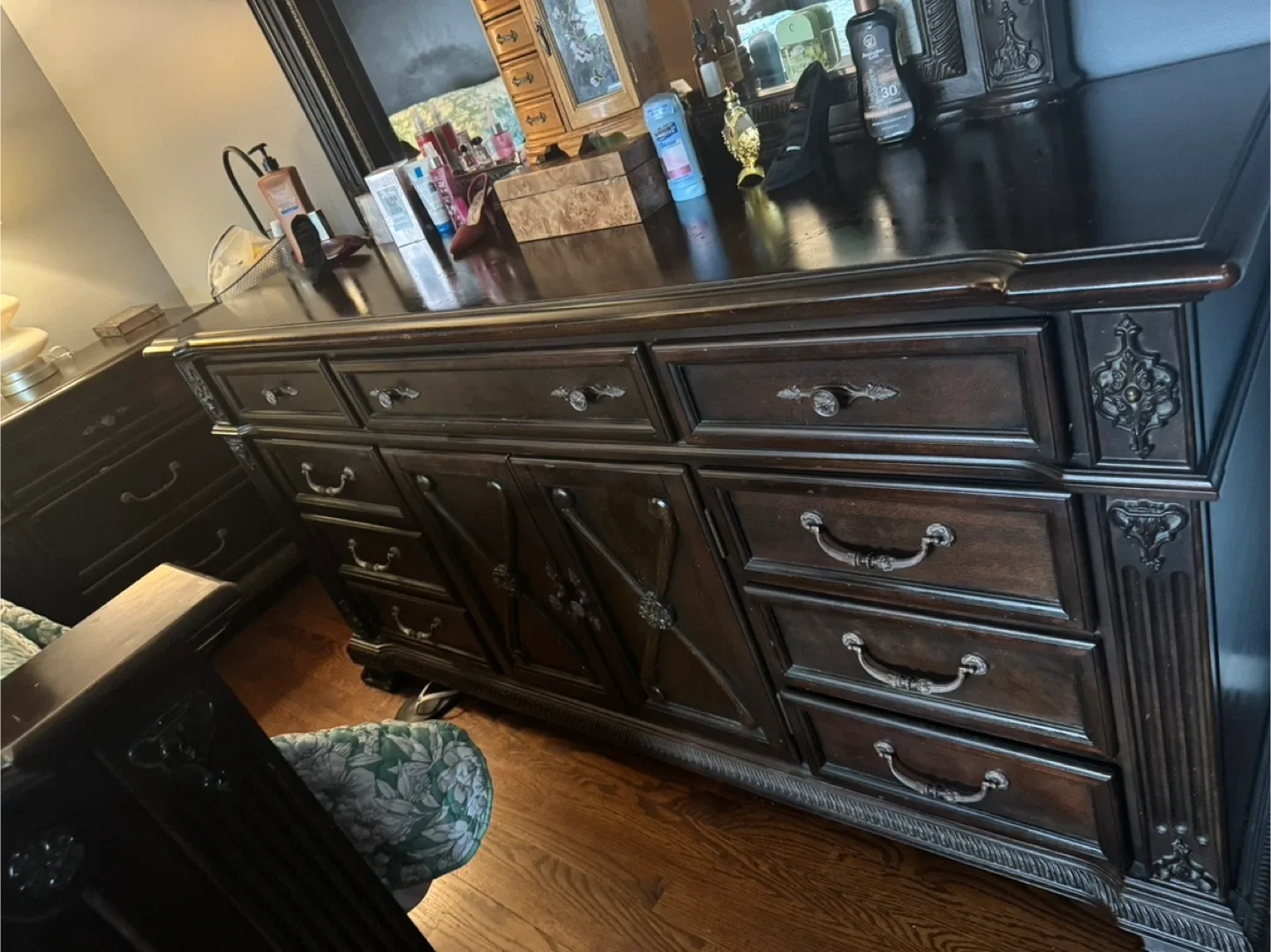 Steinhafes Cal King Solid Wood Cherry Bedroom image indicator(5)