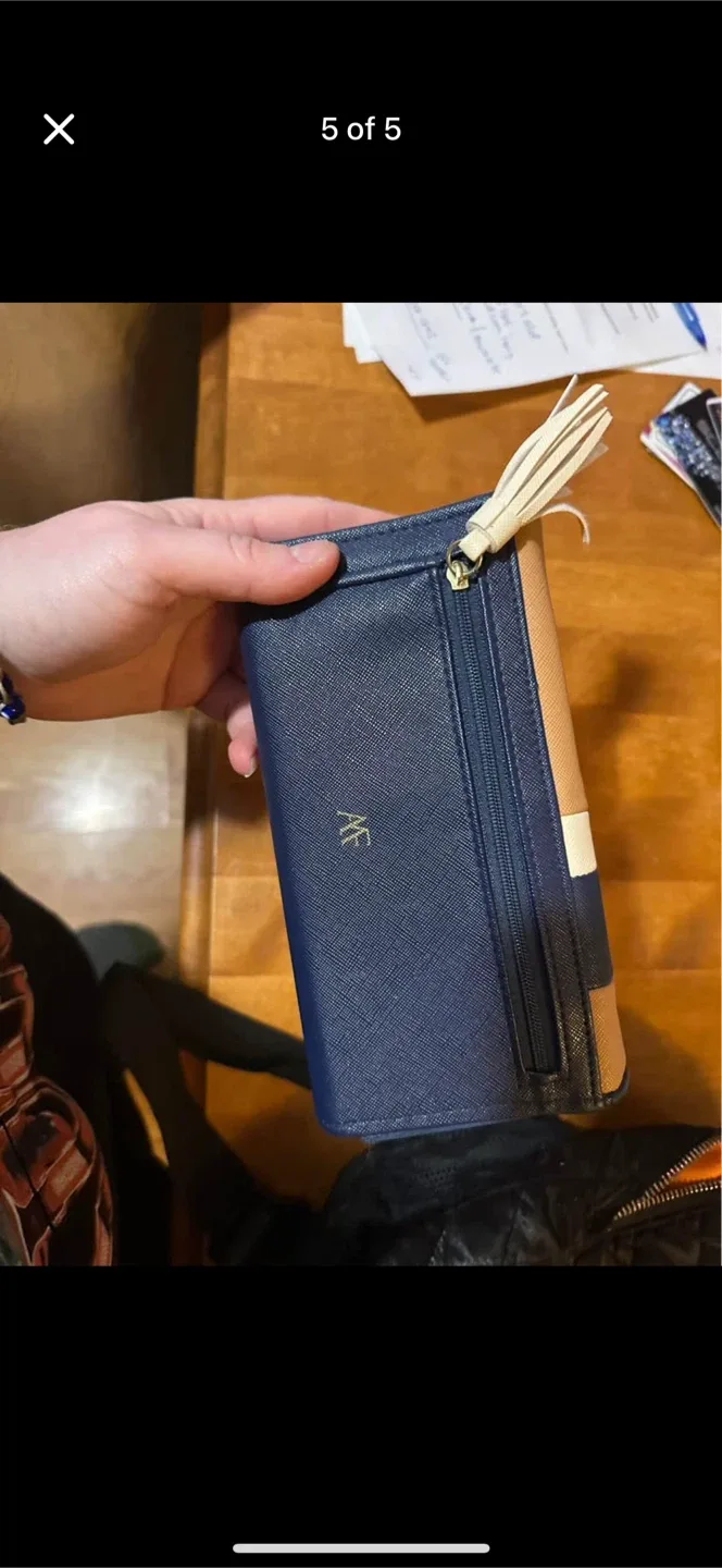 Tan & Navy Wallet image indicator(5)