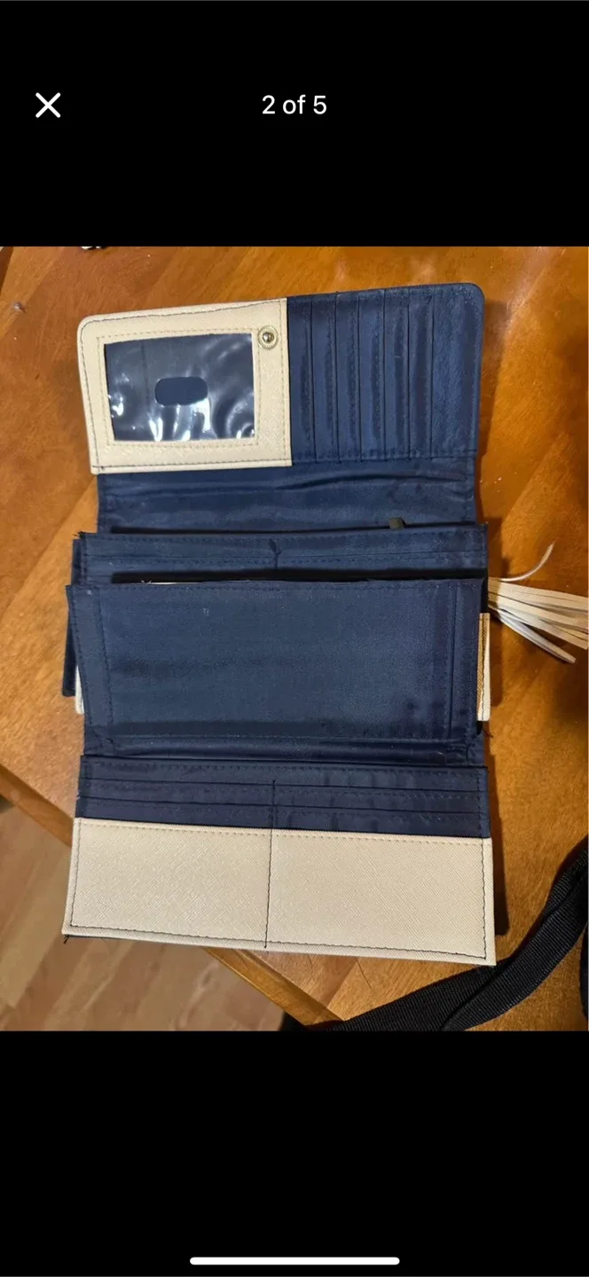 Tan & Navy Wallet image indicator(2)