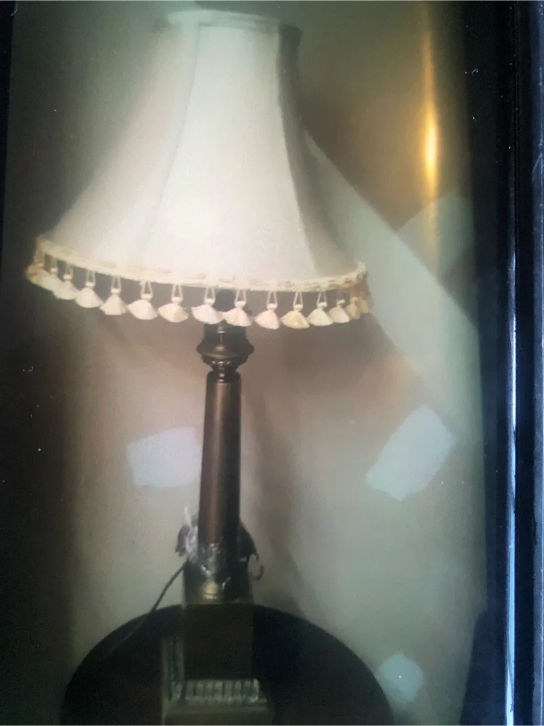 Vintage Table Lamp with Tassel Shade image indicator(2)