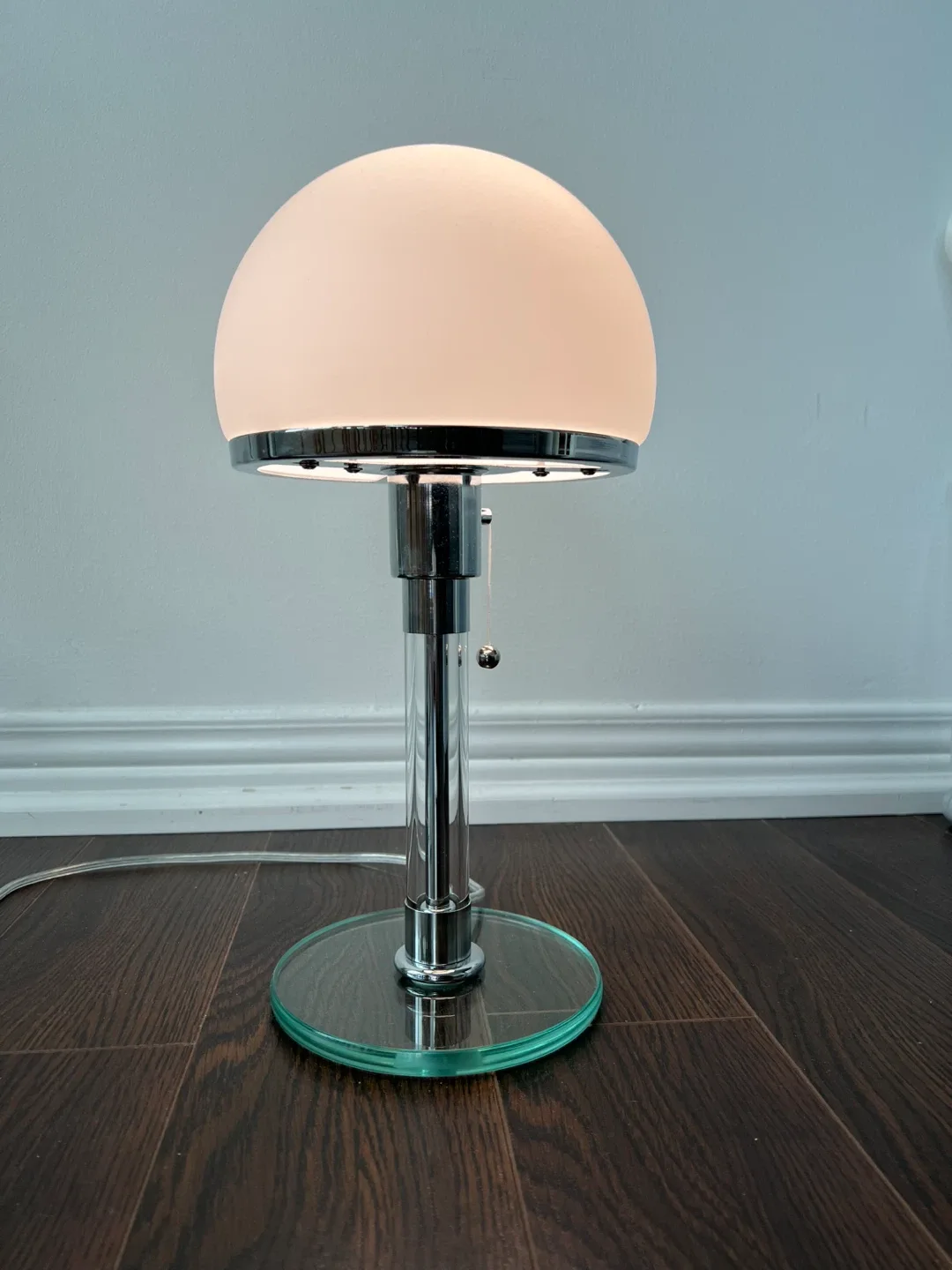 Bauhaus Copy Table Lamp image indicator(2)