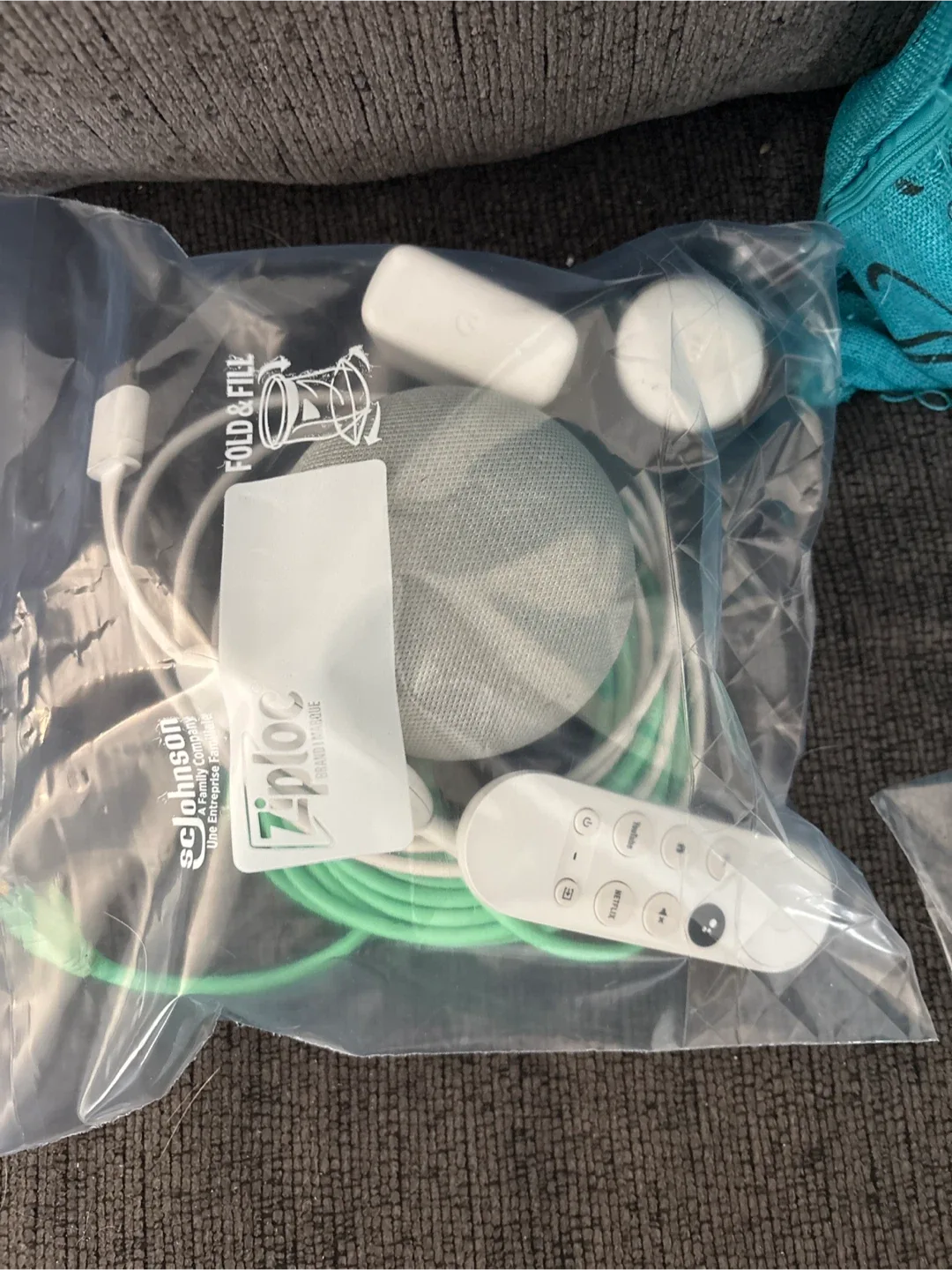 Google Nest Mini & Chromecast with Google TV