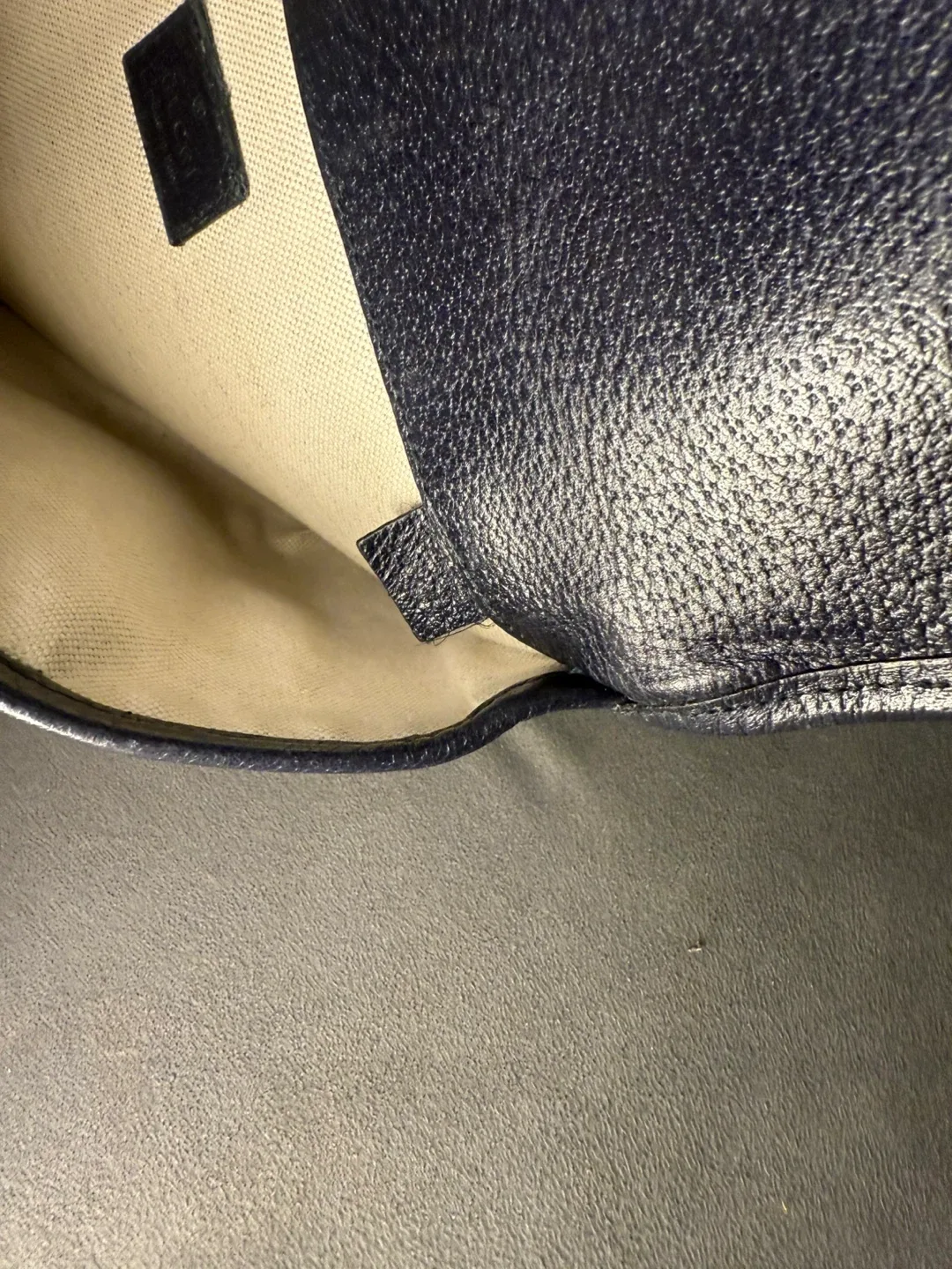 Gucci Clutch Bag image indicator(5)