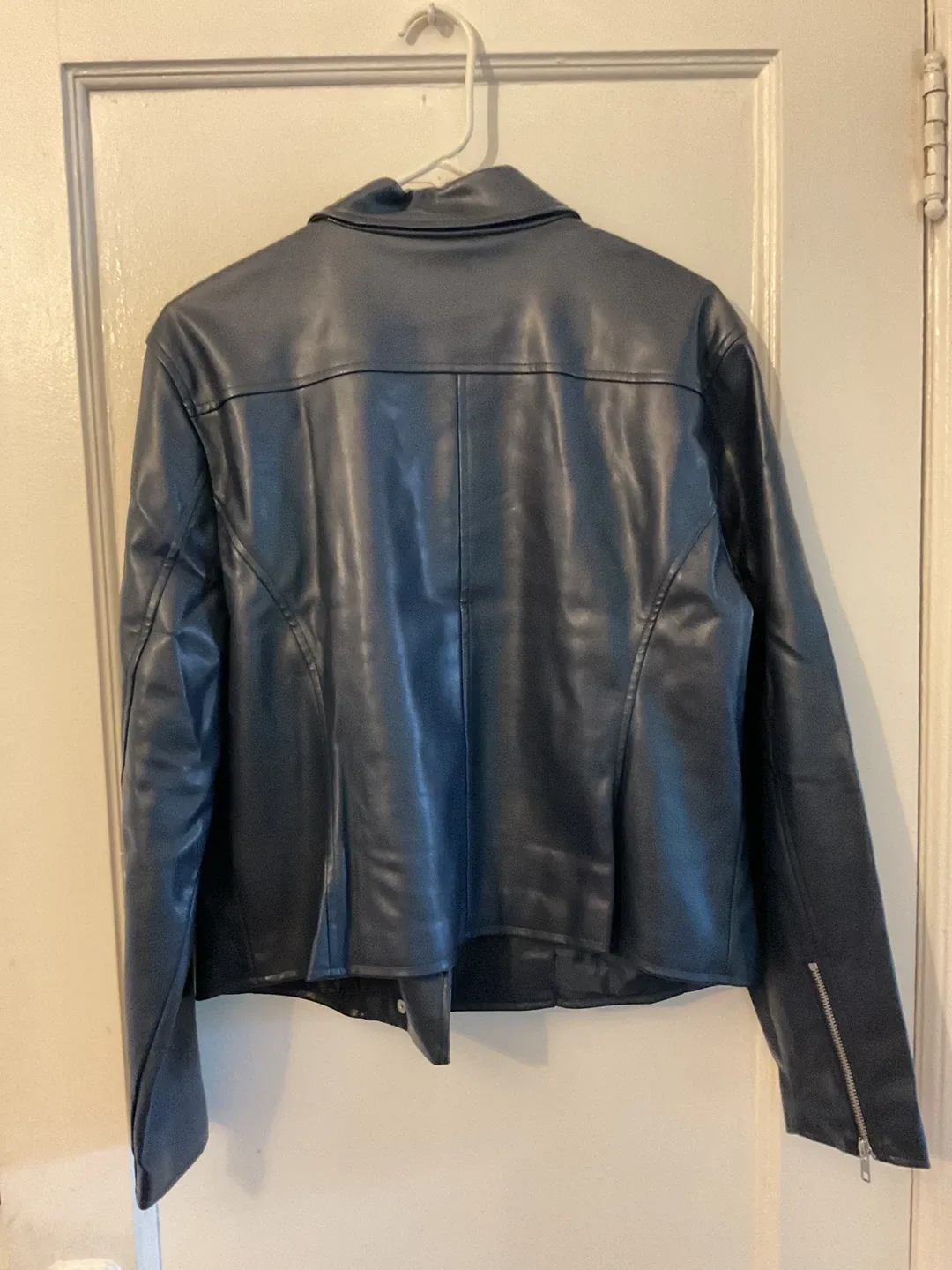 INC International Concepts Black Leather Jacket XL image indicator(2)