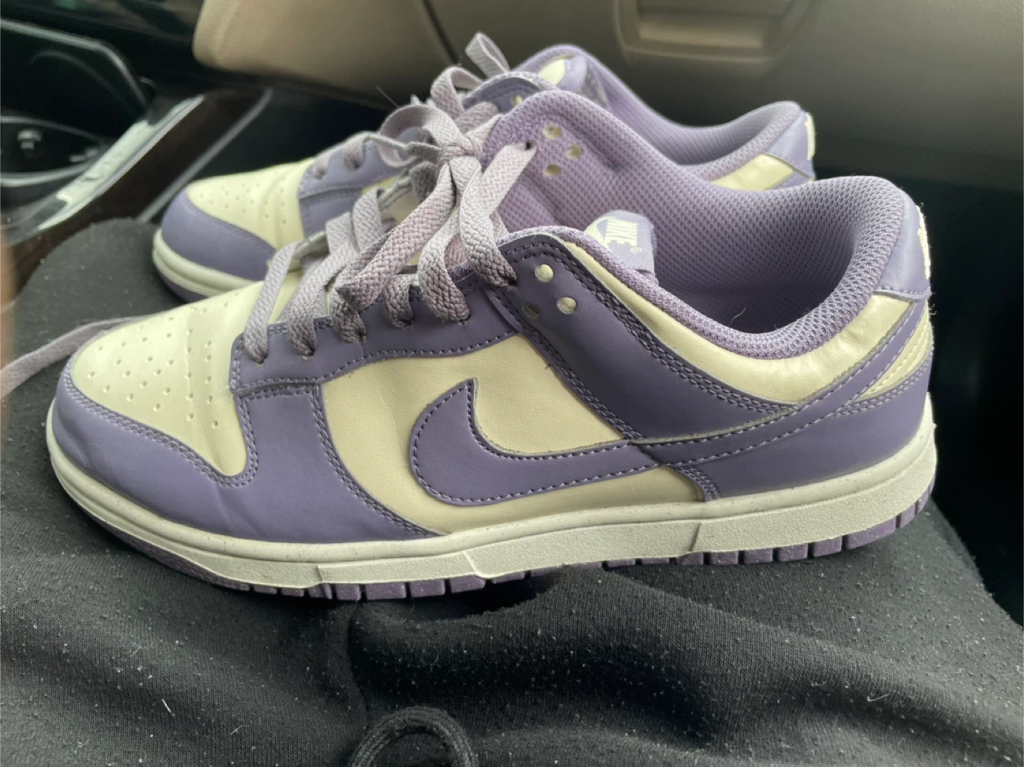 Nike Dunks Women Size 8 (Purple & White) - photo 3