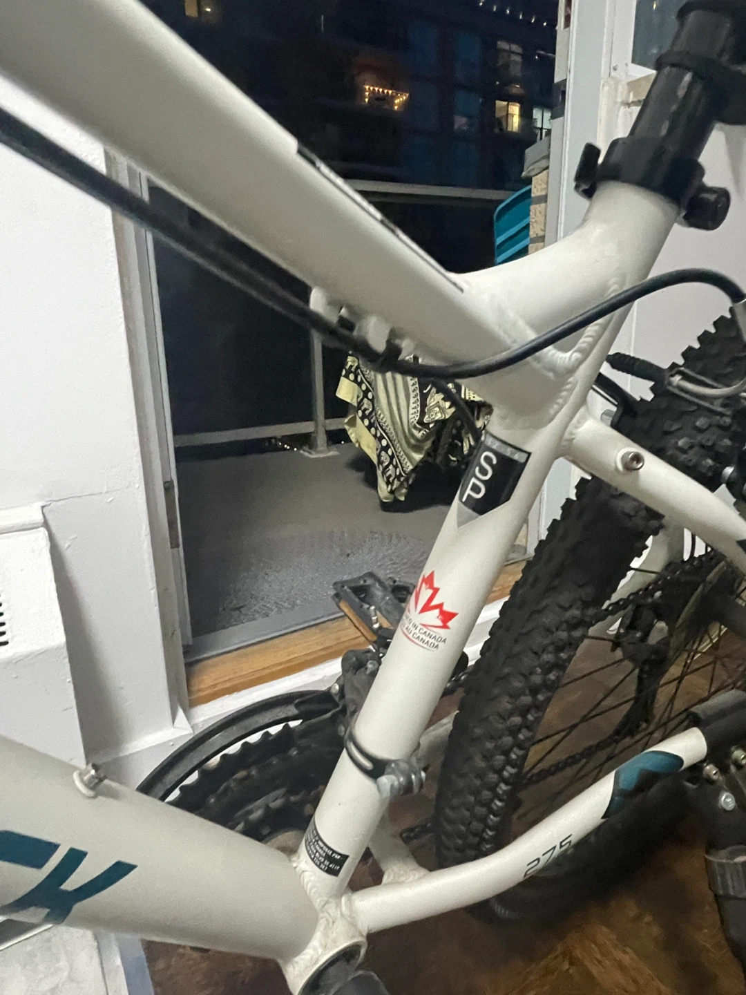 Diamondback White Mountain Bike - photo 3