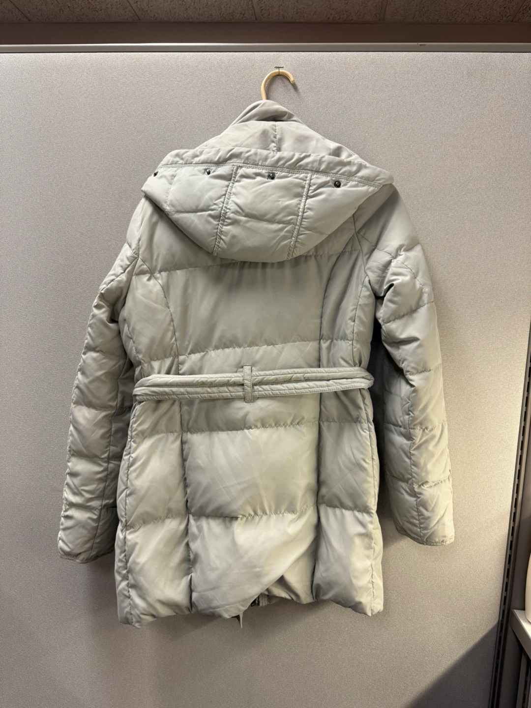 Hollister Grey Puffer Coat - Size M - photo 5