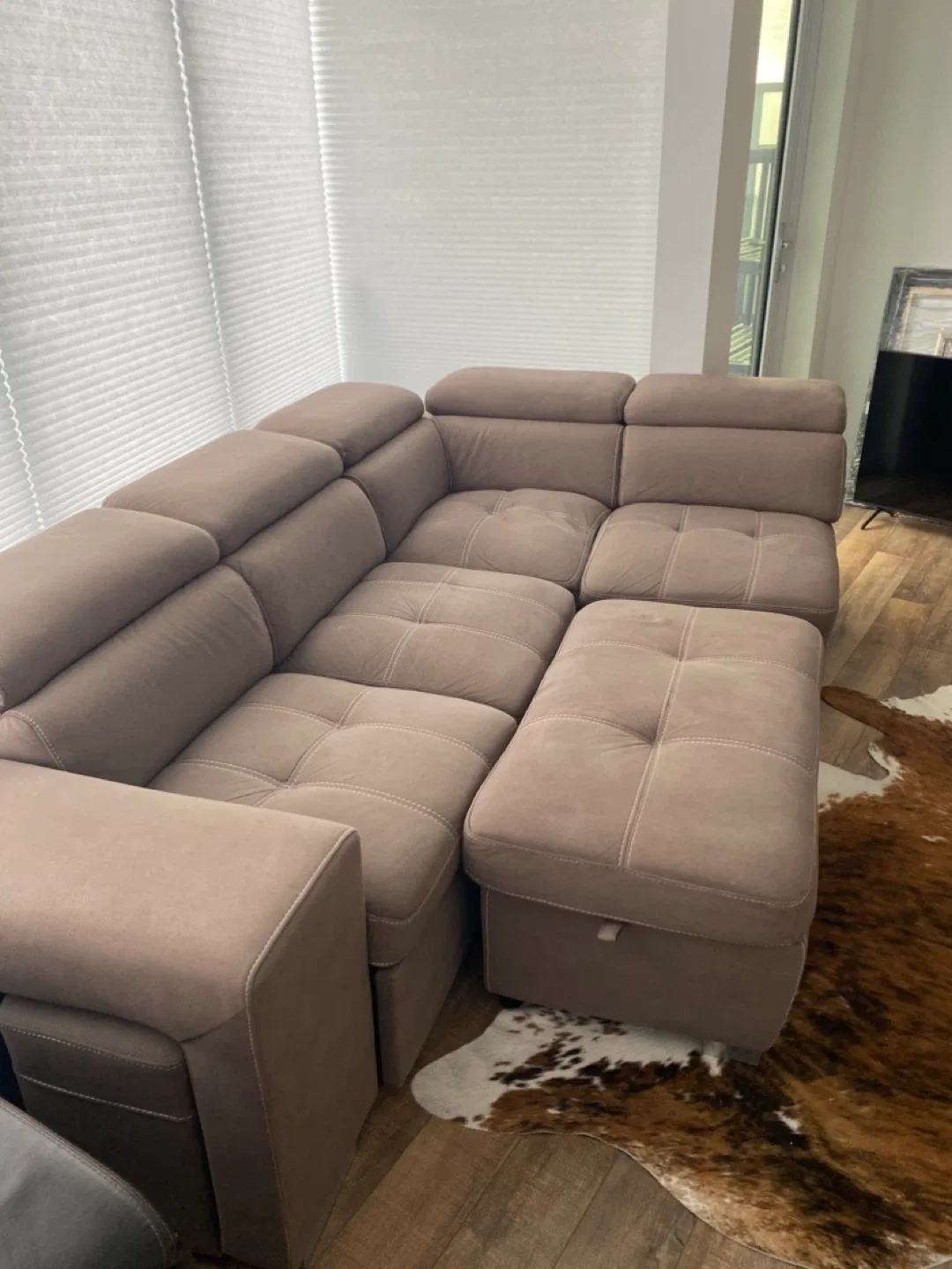 Modular Sectional Sofa with Ottoman