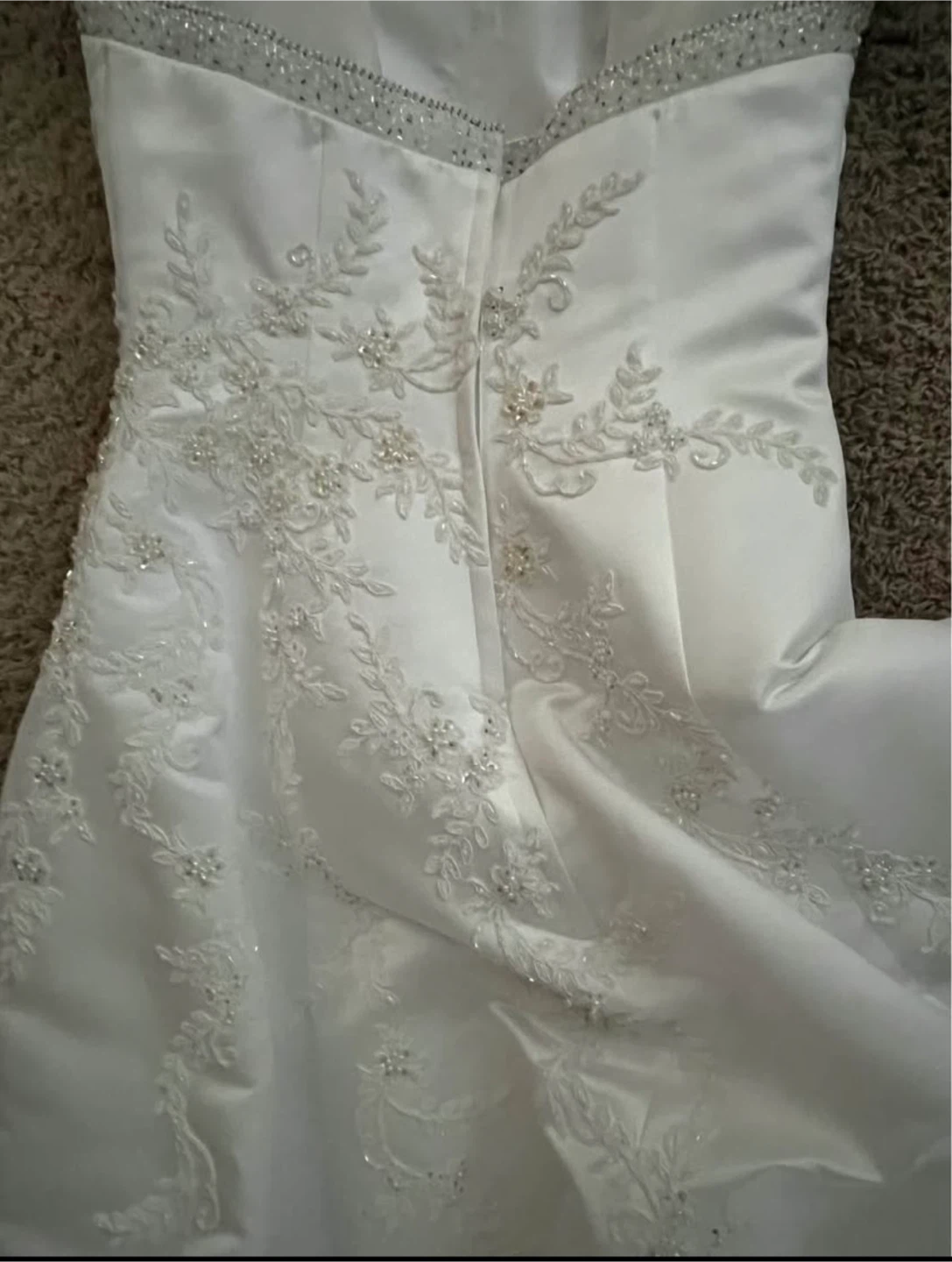 ASHLEY JORDAN Wedding Dress - photo 4
