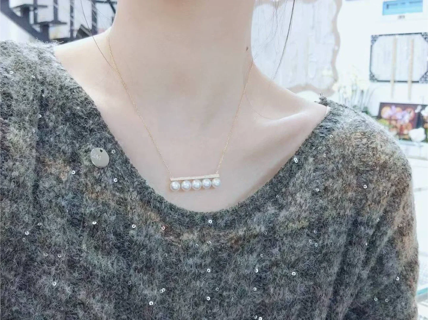 Japanese Akoya Pearl Bar Necklace image indicator(3)