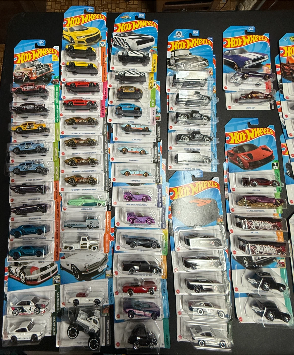 Hot Wheels Diecast Car Collection - photo 3