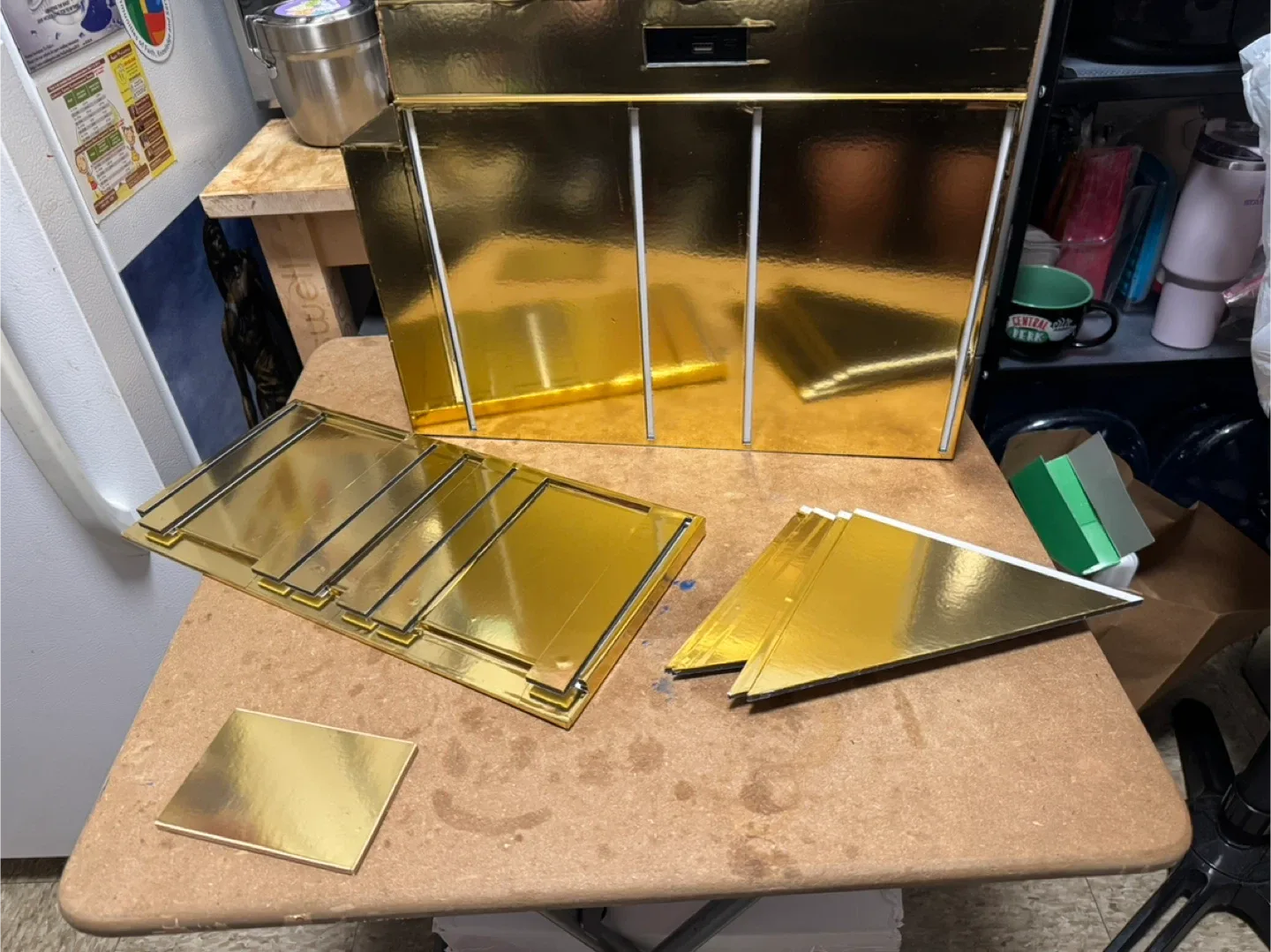 Custom Gold Desktop PC with Keyboard & Mouse image indicator(5)