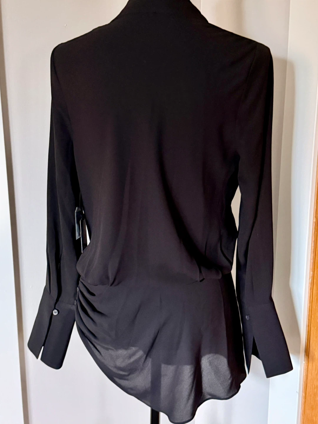 *NWT* Trouvé Elegant Black Wrap Top - photo 3