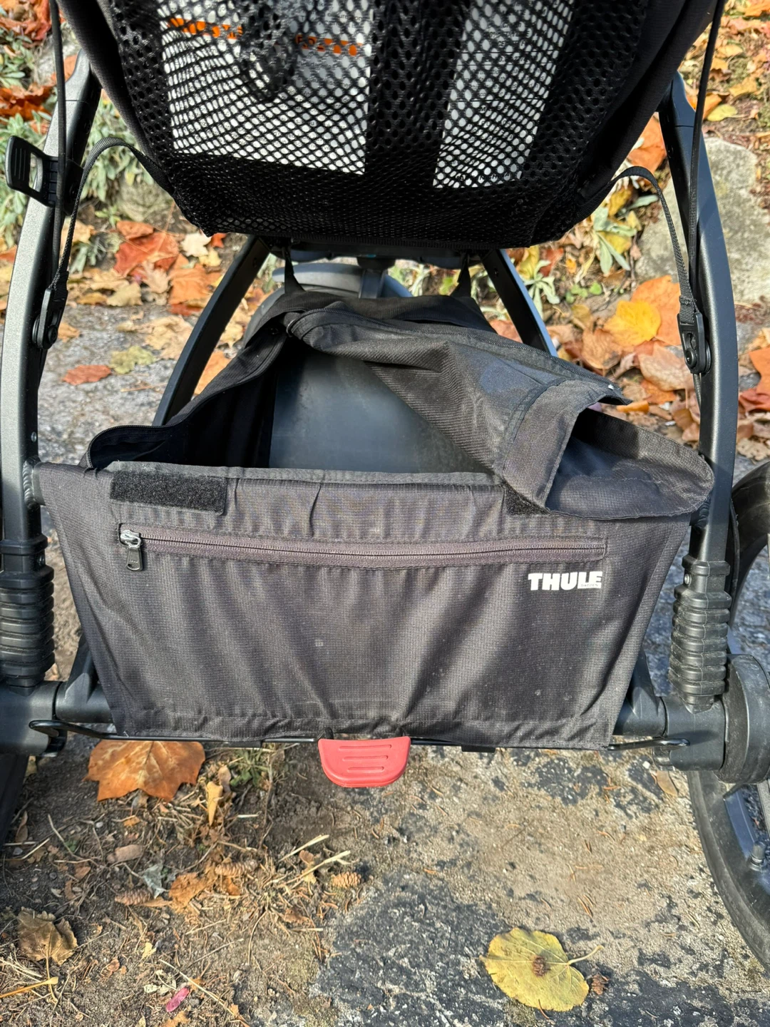 Thule Glide 2 Black Jogging Stroller - photo 3