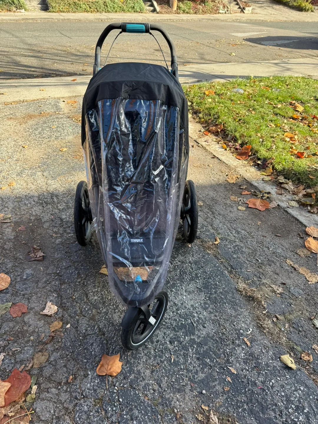 Thule Glide 2 Black Jogging Stroller image indicator(5)