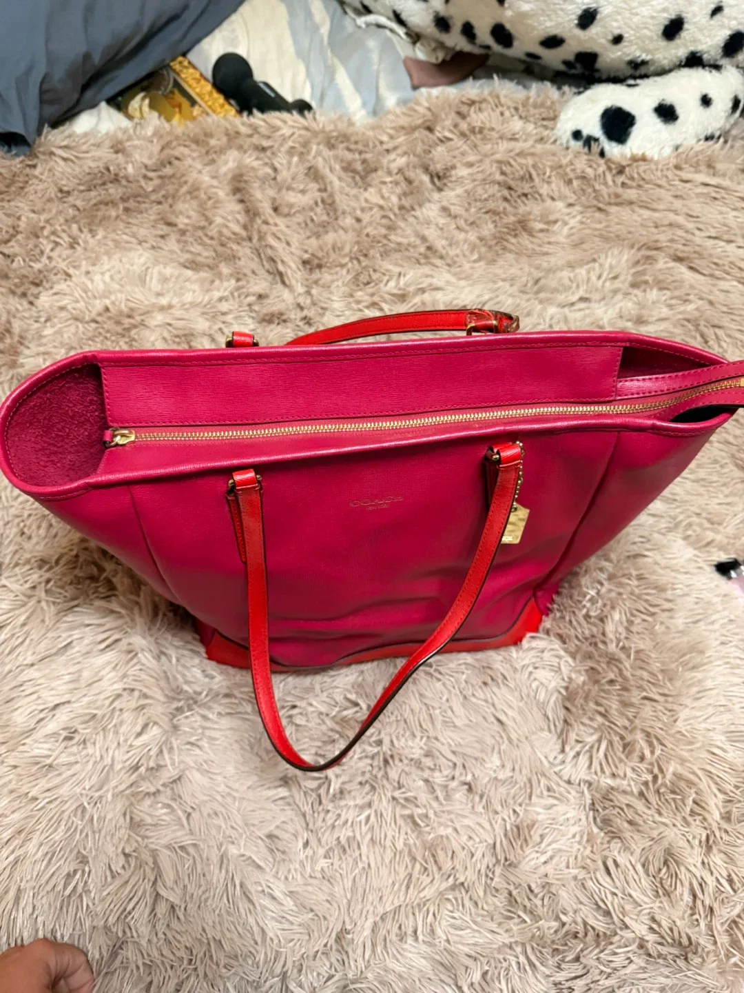 Coach Pink Leather Tote Bag image indicator(3)
