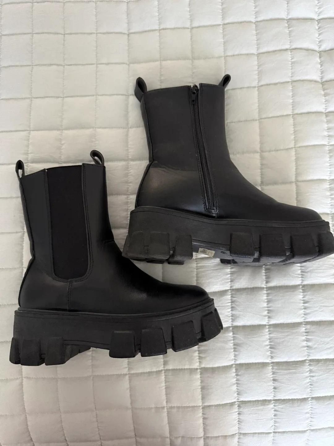 Black Leather Boots image indicator(4)